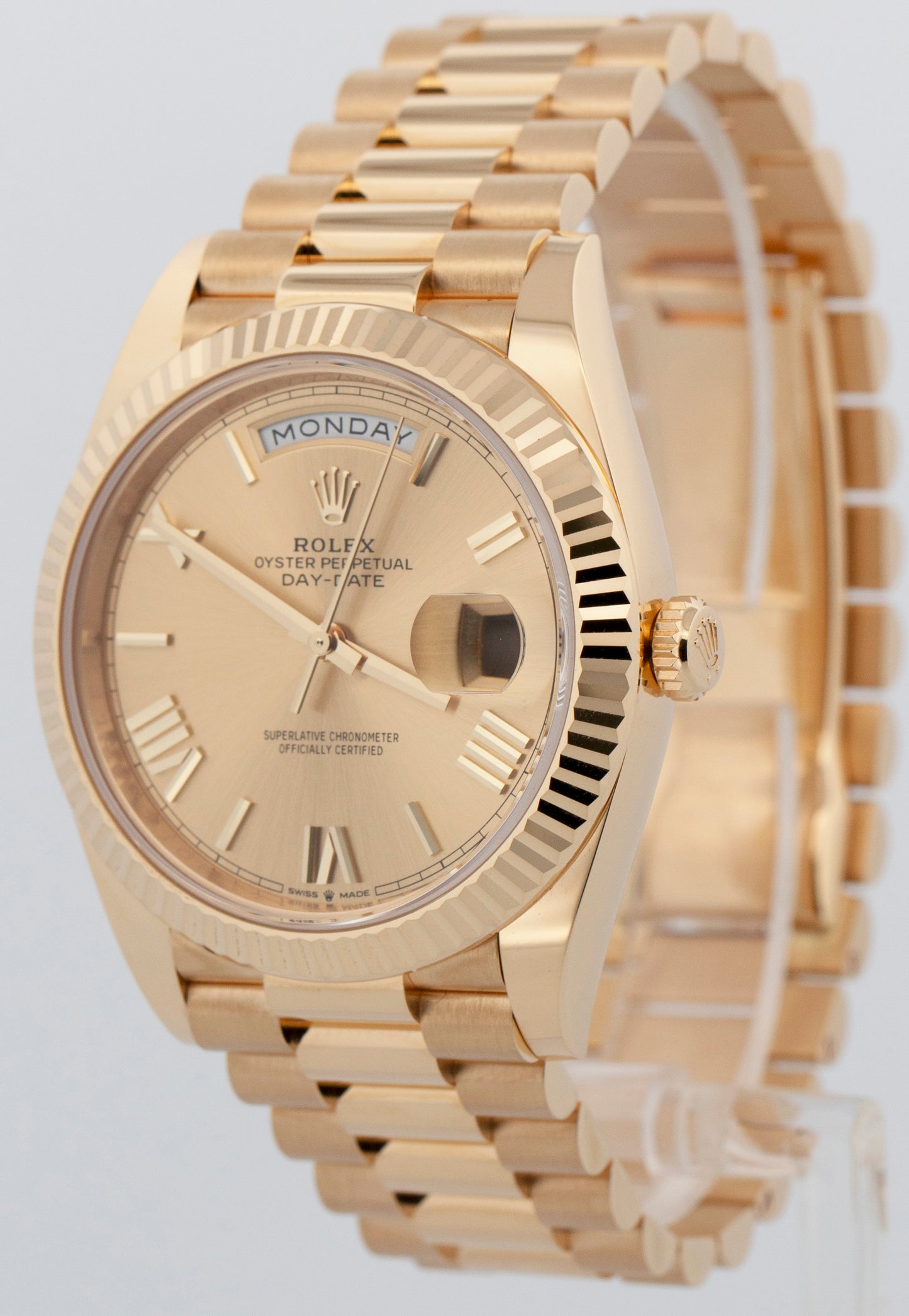 NEW 2026 PAPERS Rolex Day-Date President 40mm CHAMPAGNE 18K Gold 228238 BOX