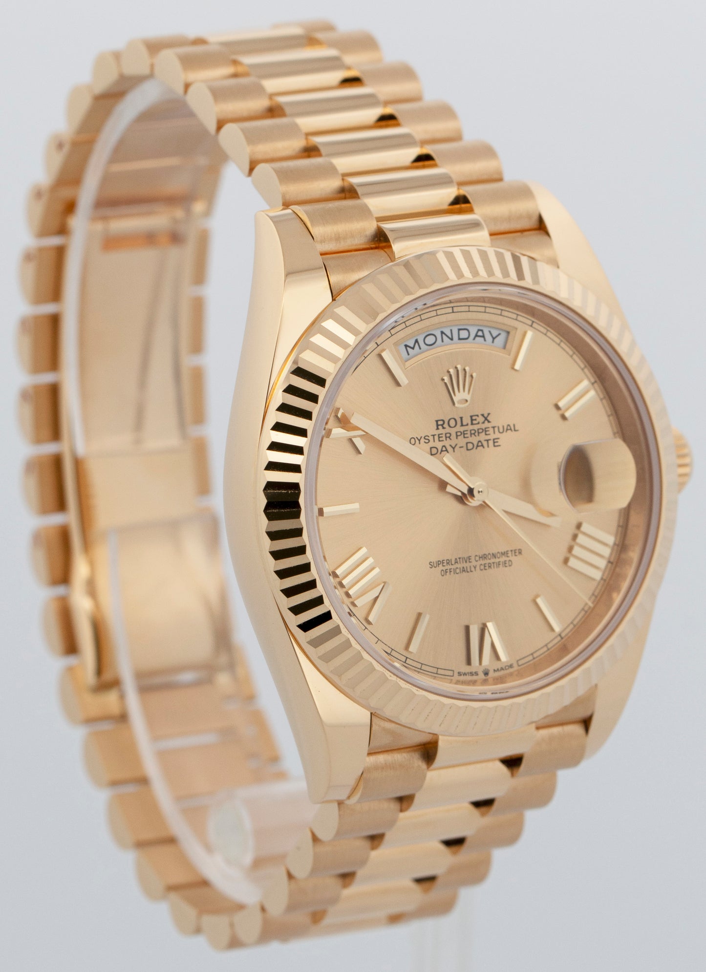 NEW 2026 PAPERS Rolex Day-Date President 40mm CHAMPAGNE 18K Gold 228238 BOX