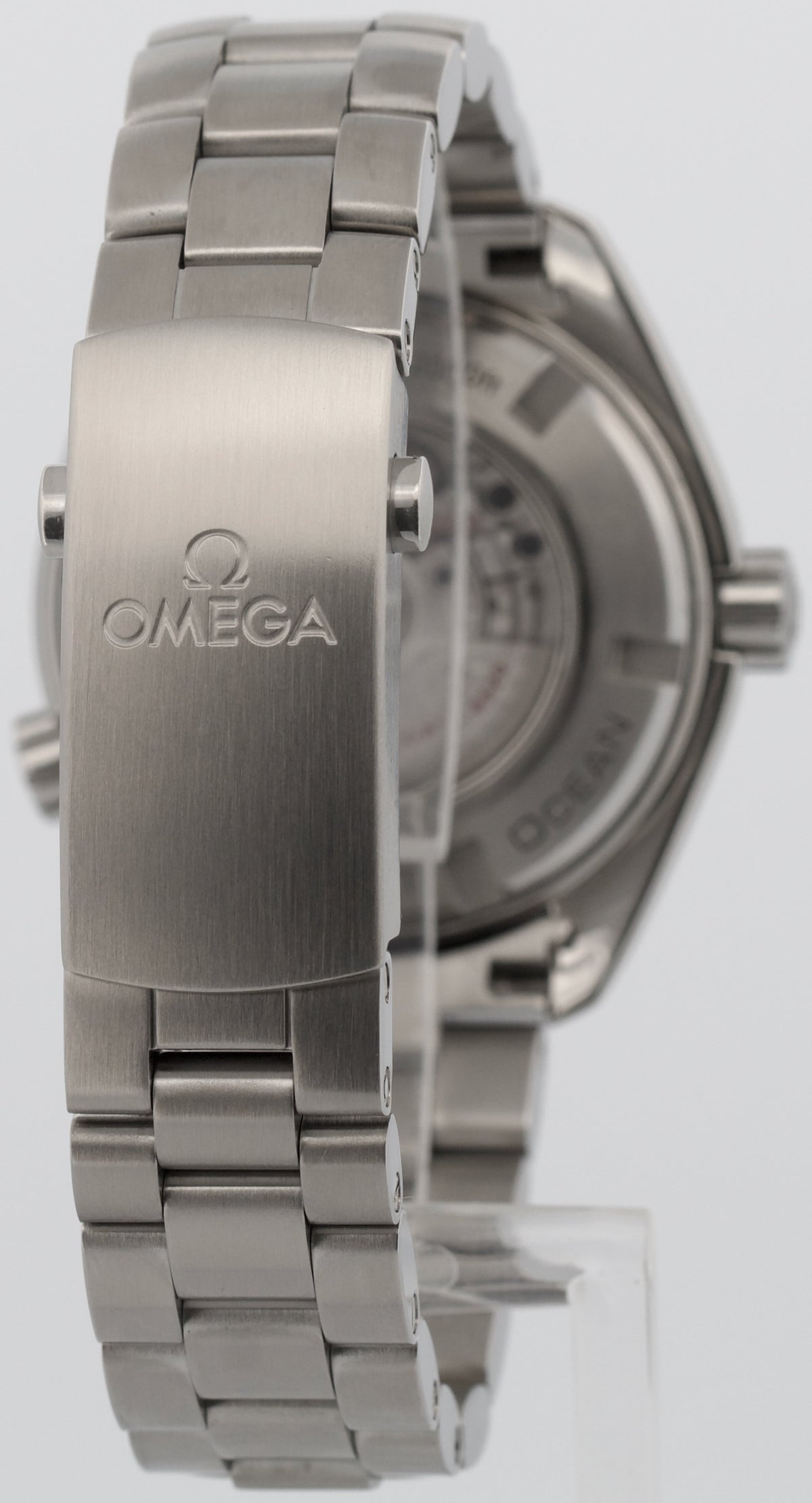 2019 Omega Seamaster Planet Ocean 232.30.38.20.04.001 600M White 37mm Papers