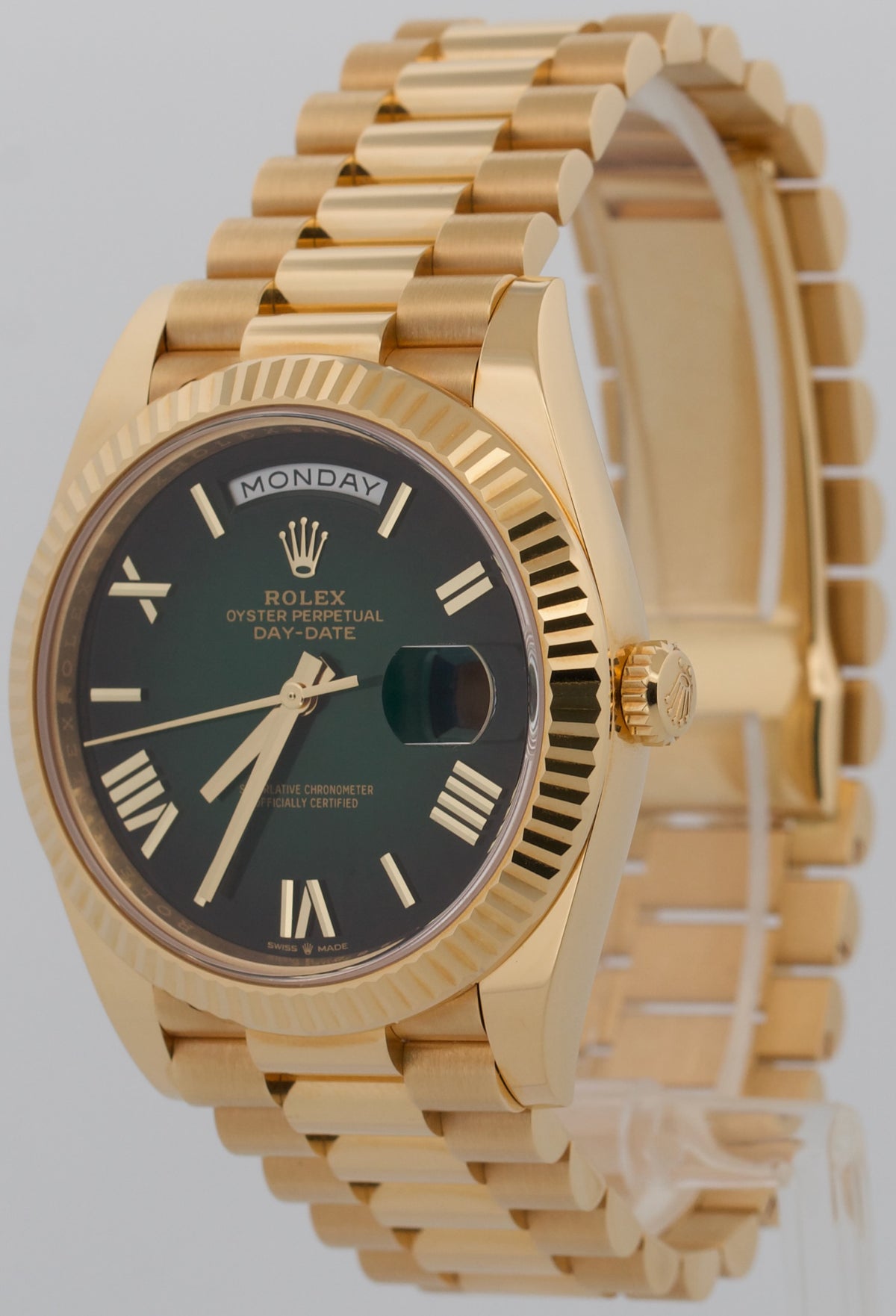 2025 Rolex Day-Date President 228238 18K Gold Green Ombre Roman 40mm Box Papers