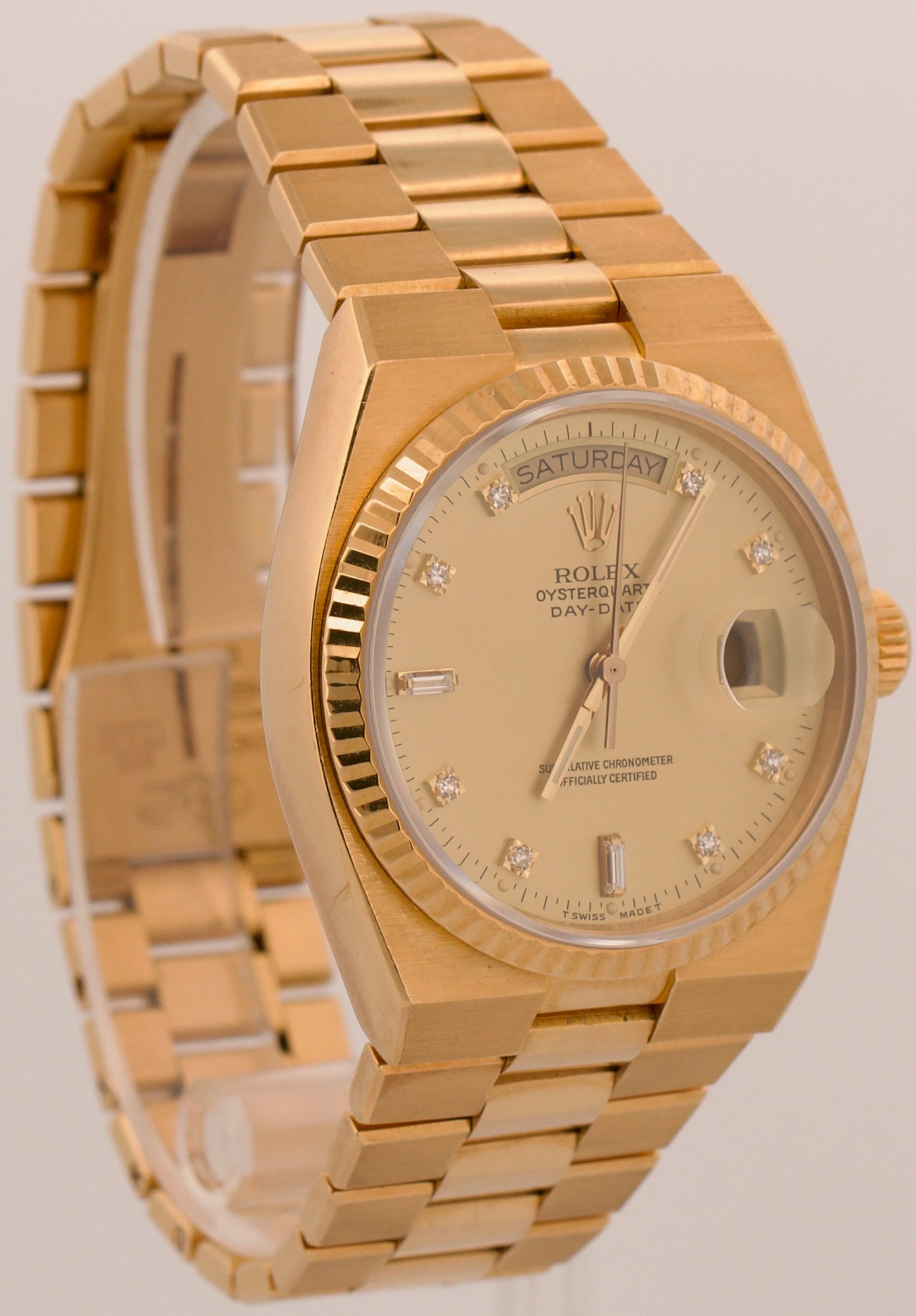 1983 Rolex OysterQuartz Day-Date FACTORY CHAMPAGNE DIAMOND 36mm 18K Gold 19018