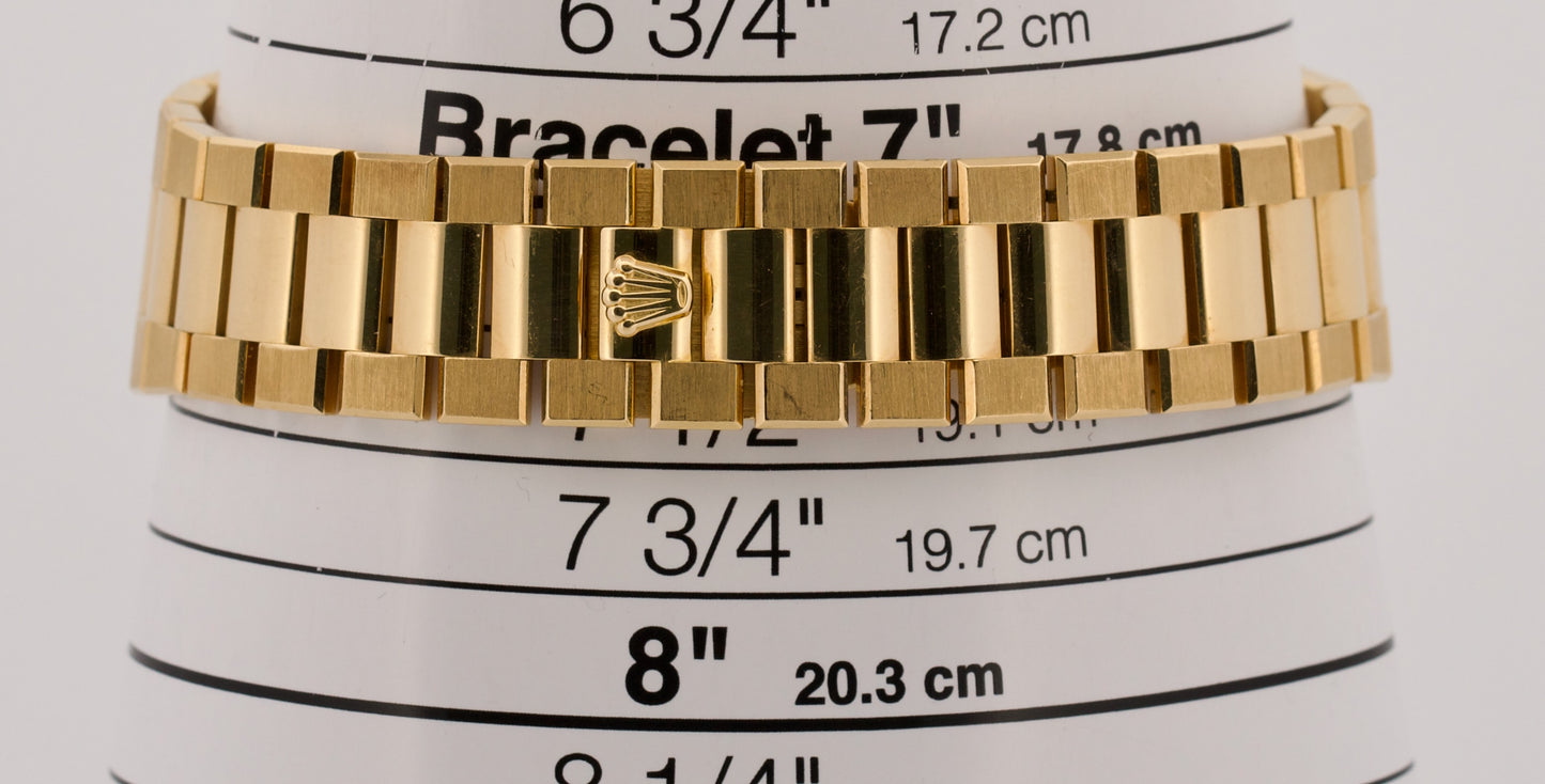 1983 Rolex OysterQuartz Day-Date FACTORY CHAMPAGNE DIAMOND 36mm 18K Gold 19018