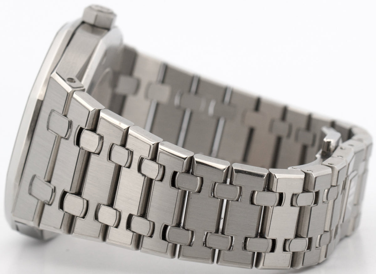 Audemars Piguet Royal Oak 15400ST.OO.1220ST.02 White Stainless Steel 41mm Watch