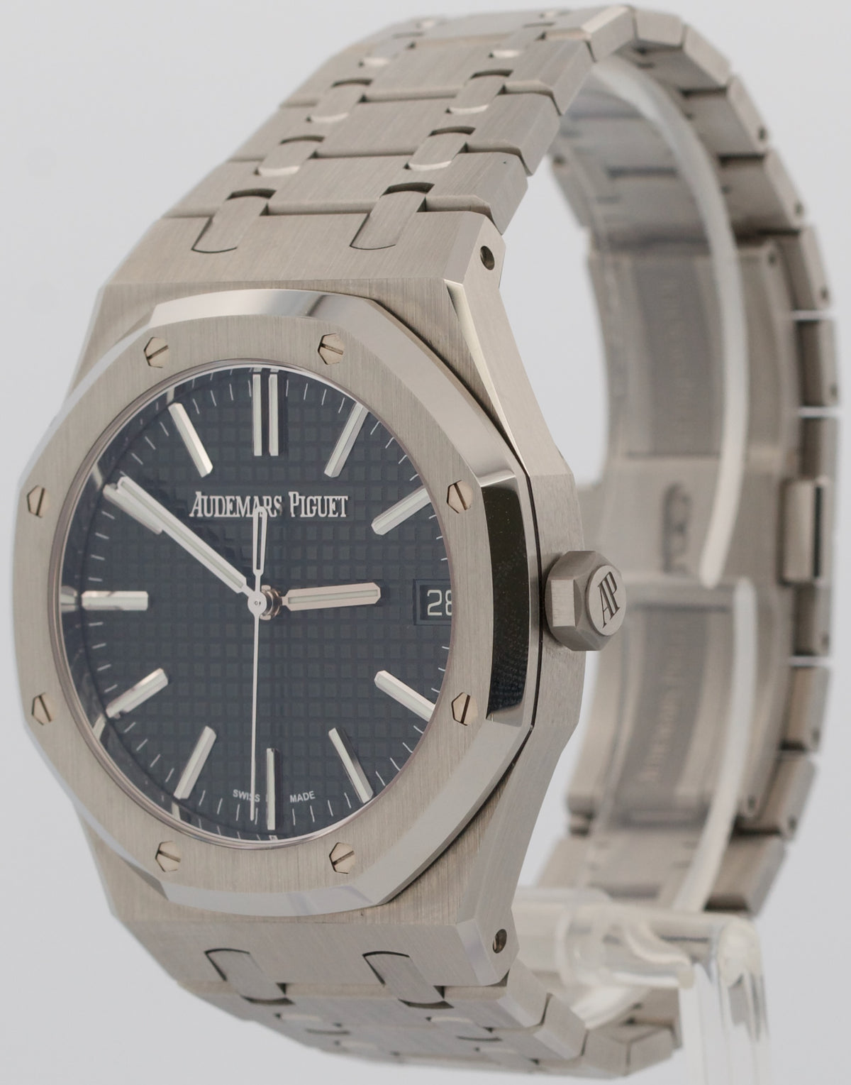2025 Audemars Piguet Royal Oak Green 41mm Steel 15510ST.OO.1320ST.09 Box Papers