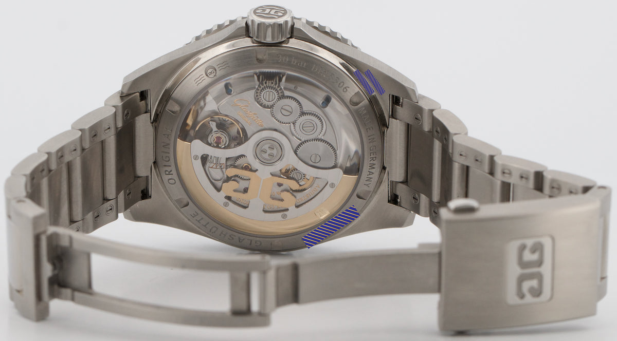2022 Glashutte SeaQ Panorama Date 1-36-13-01-80-70 Black Steel 43mm Box Papers
