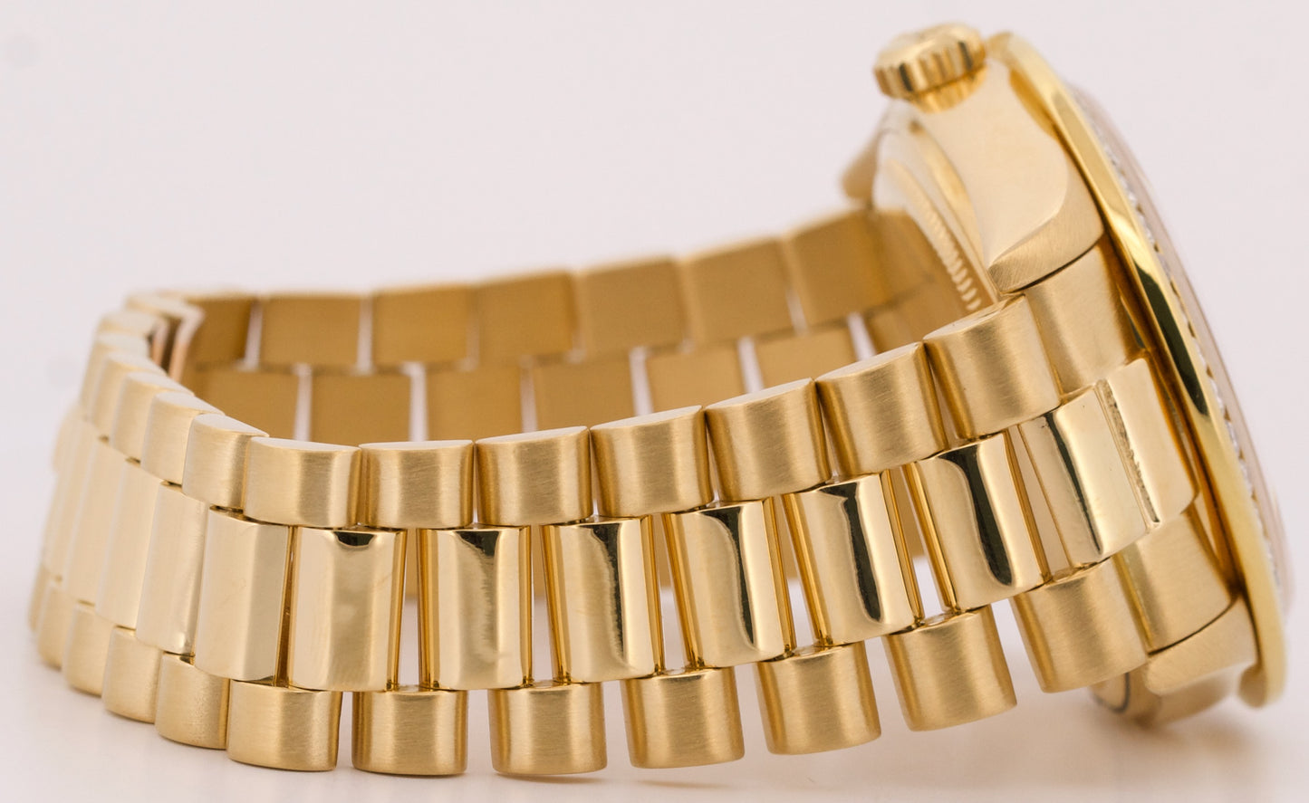 VINTAGE Rolex Day-Date President CHAMPAGNE DIAMOND 36mm 18K Yellow Gold 18038