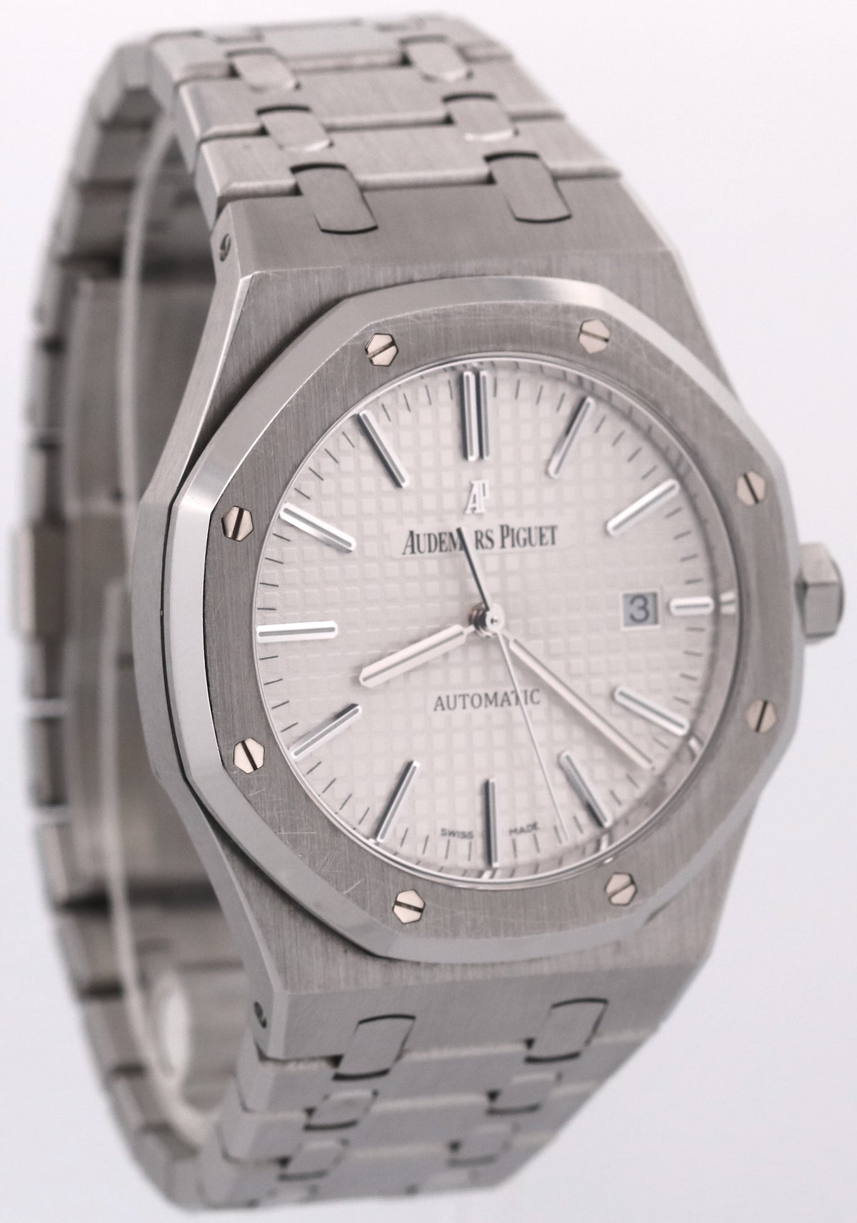 Unpolished Audemars Piguet Royal Oak 15400ST White 41mm Steel Watch Box Papers