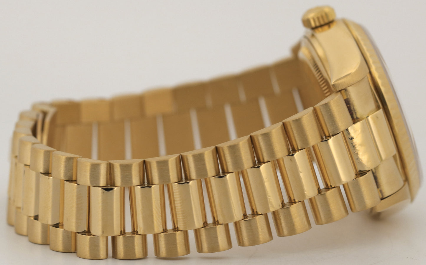 1986 Rolex Day-Date President WHITE ROMAN 36mm 18K Yellow Gold 18038 Watch