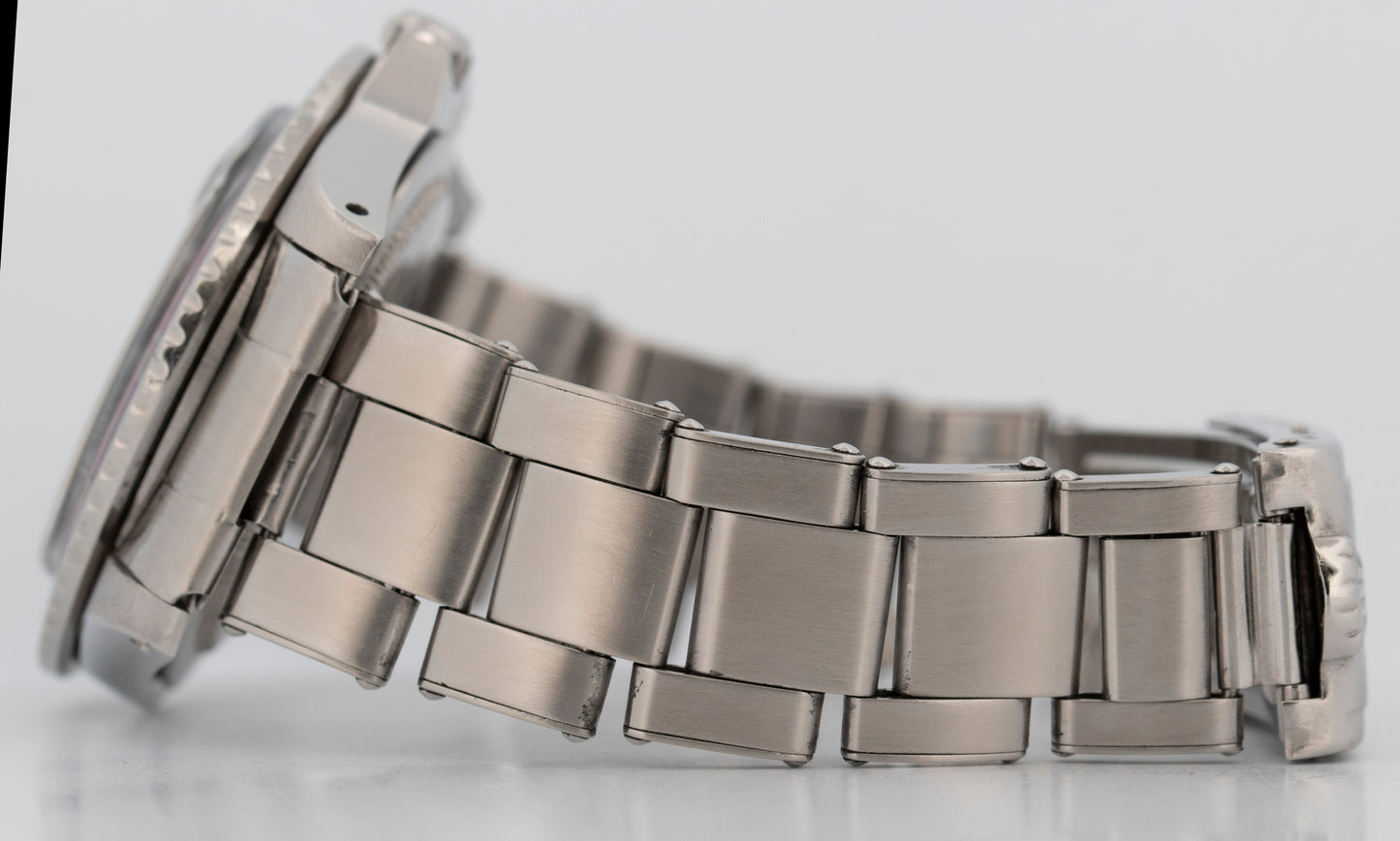 1969 PAPERS FUCHSIA Rolex GMT-Master Red Blue PEPSI LONG-E Watch 40mm 1675 BOX