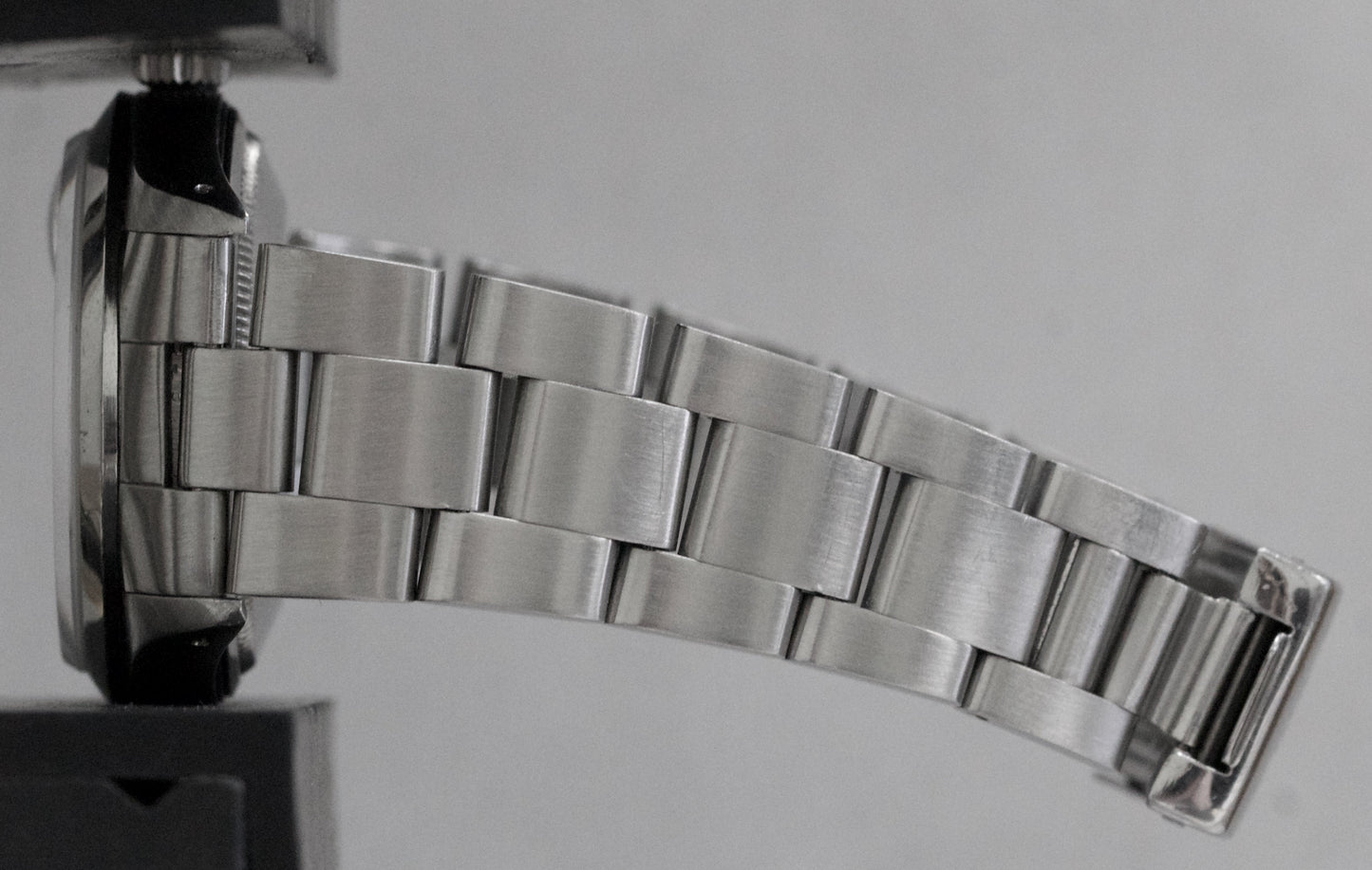 Rolex Oyster Perpetual Date SILVER TIFFANY DIAL 34mm Oyster Stainless 15200