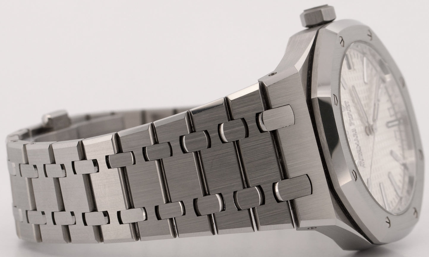 2023 PAPERS Audemars Piguet Royal Oak WHITE 41mm Steel 15510ST.OO.1320ST.03 BOX