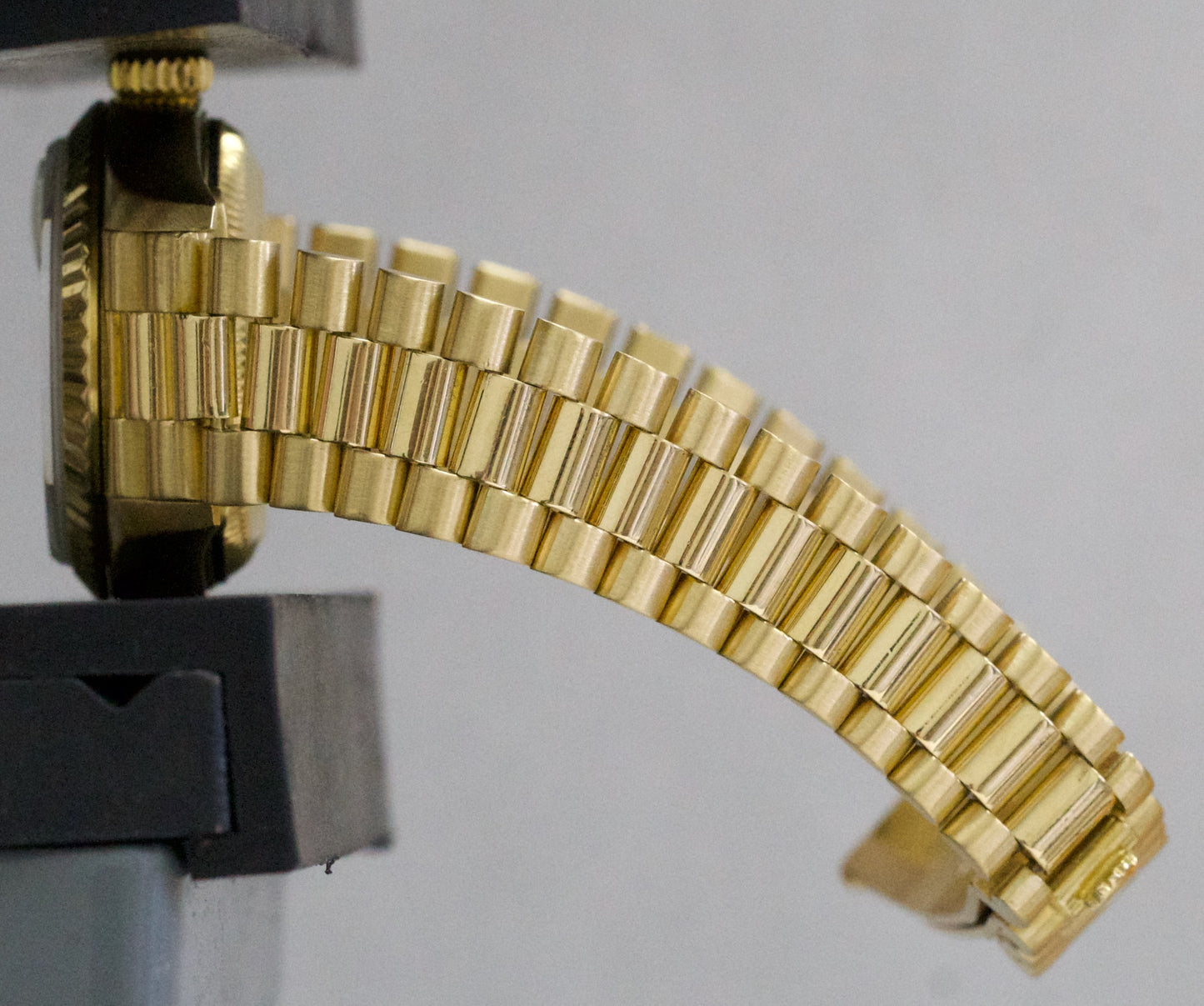 PAPERS Ladies Rolex DateJust President 26mm CHAMPAGNE 18K Yellow Gold 69178 BOX