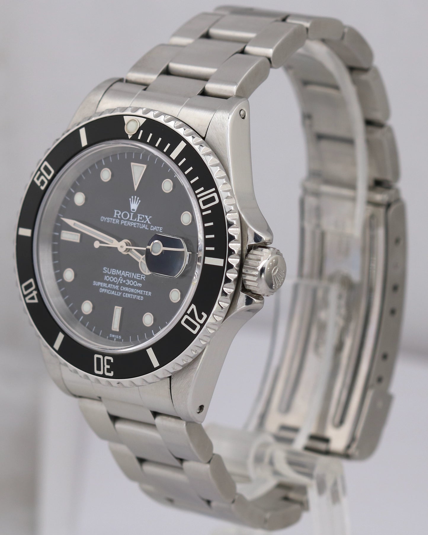 Rolex Submariner Date SWISS ONLY Black Stainless Steel Oyster 40mm 16610 Watch