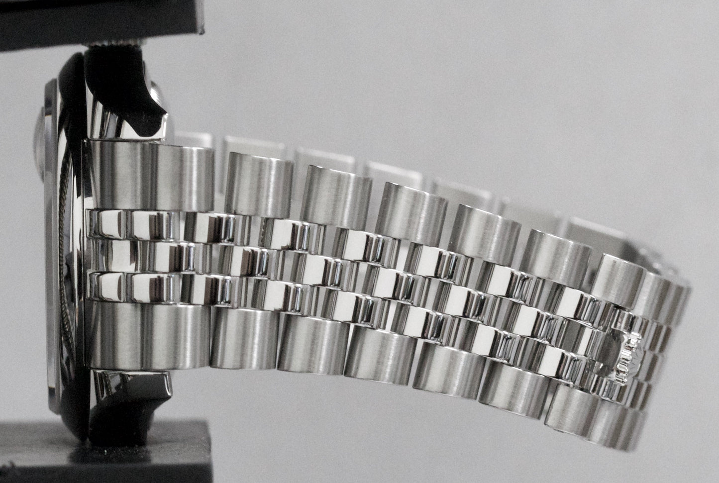 Rolex DateJust 36 BLACK Stainless Steel JUBILEE 36mm Smooth RED ROULETTE 116200