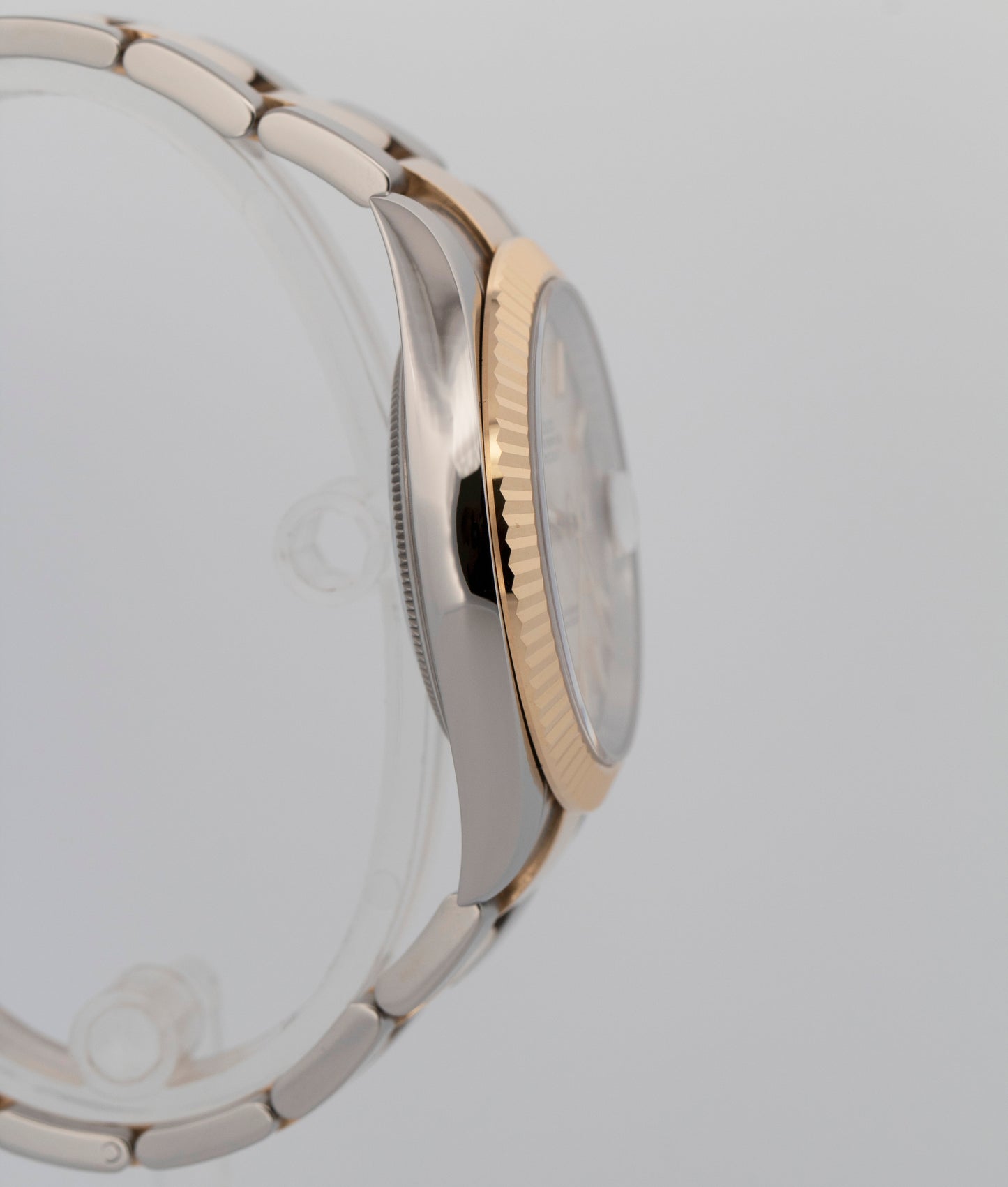 Rolex DateJust 41 Silver 41mm 18K Yellow Gold Fluted Steel OYSTER 126333 Watch