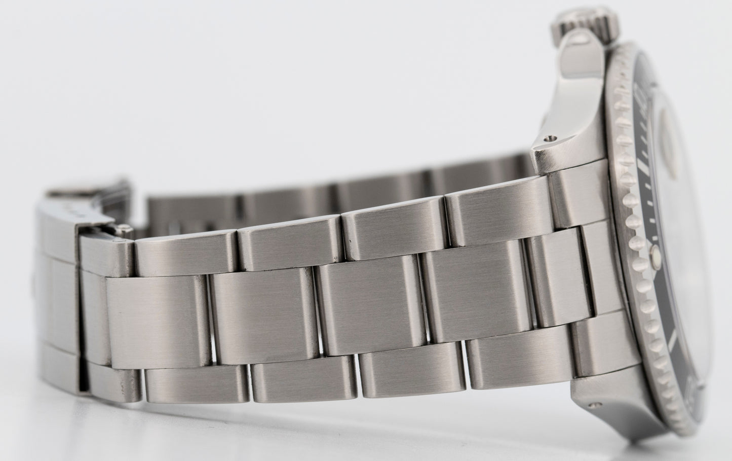 PAPERS Rolex Submariner Date BLACK Steel No-Holes 40mm 16610 LN Watch BOX