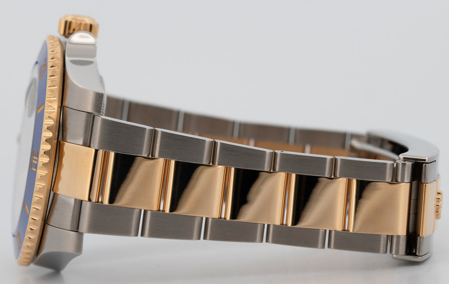 Rolex Submariner Date 18K Yellow Gold Steel BLUE Ceramic 40mm 116613 LB Watch