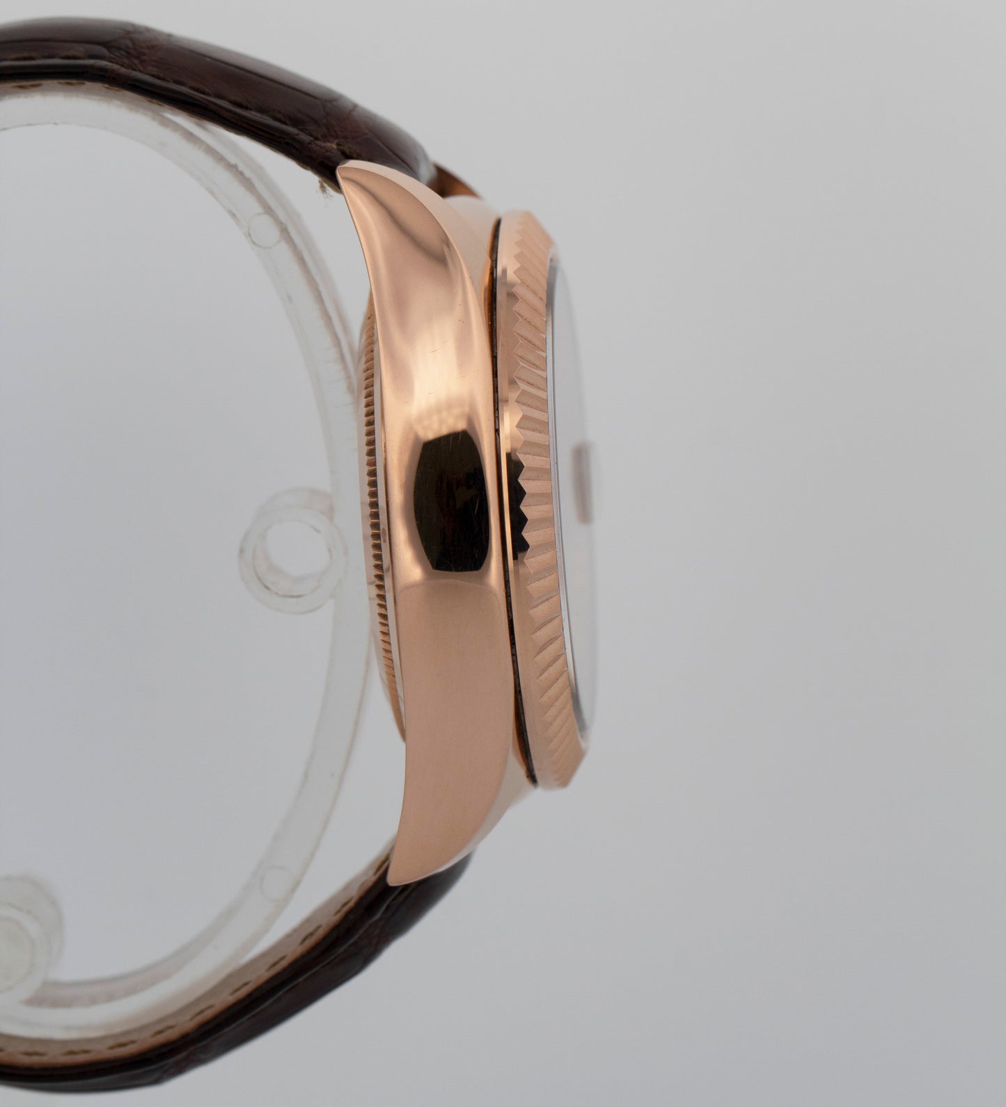 PAPERS Rolex Sky-Dweller White 42mm 18K Rose Gold Fluted Date Watch 326135 BOX