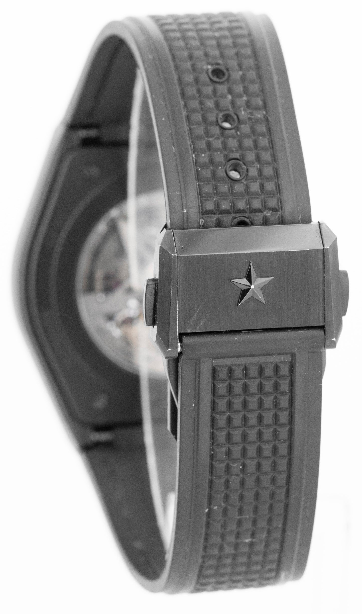 Zenith Defy Classic Black Ceramic 41mm Skeleton 49.9000.670/77.R782 Watch BOX