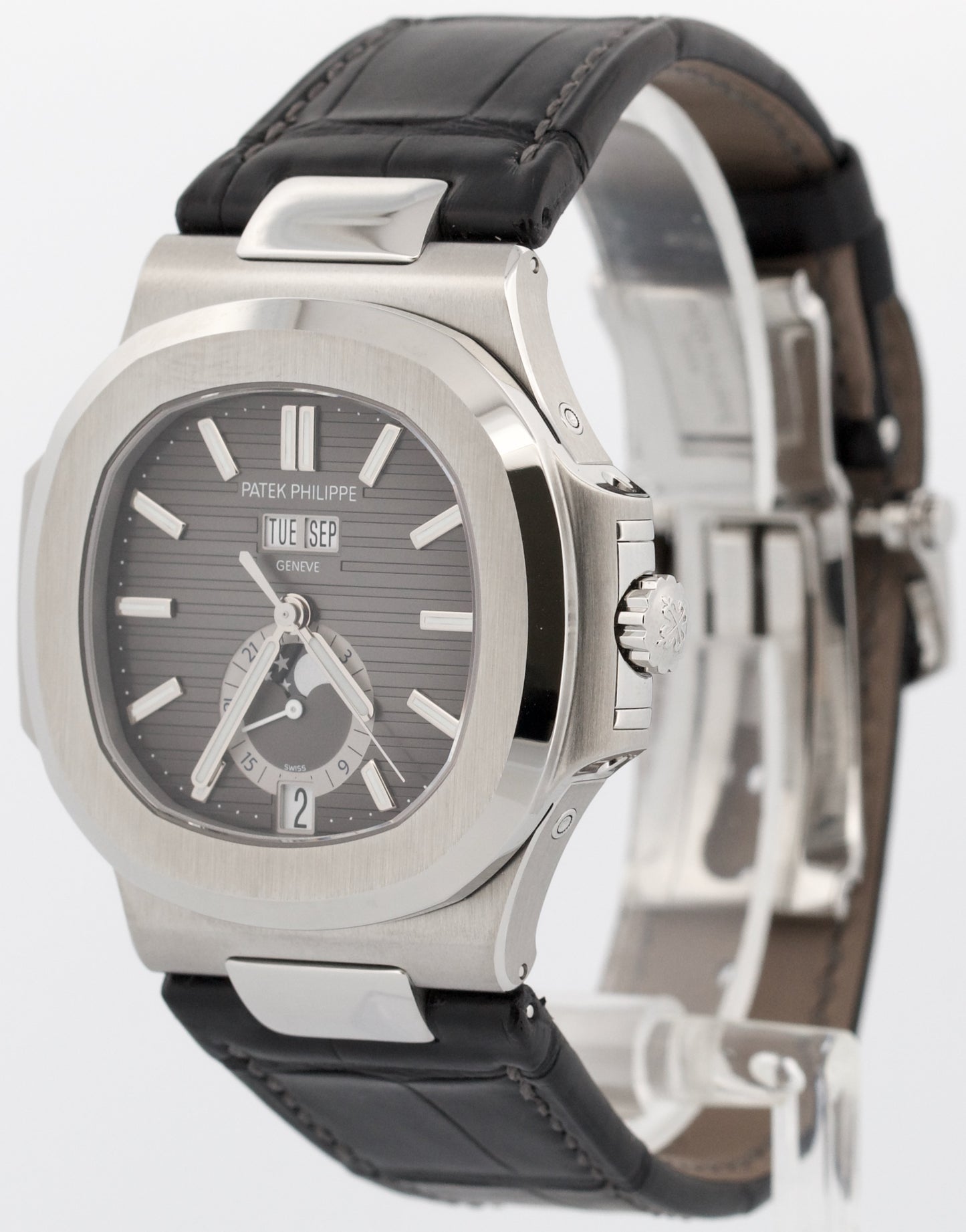 NEW 2025 PAPERS Patek Philippe Nautilus Moonphase Steel 40.5mm 5726A-001 BOX