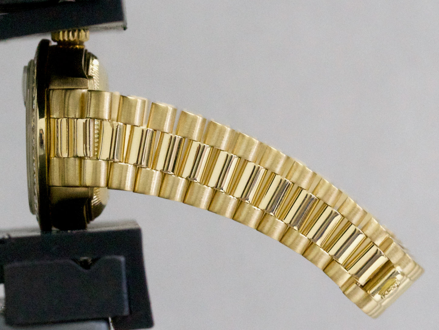 Rolex DateJust President CHAMPAGNE LINEN 18K Yellow Gold DIAMOND 26mm 69178