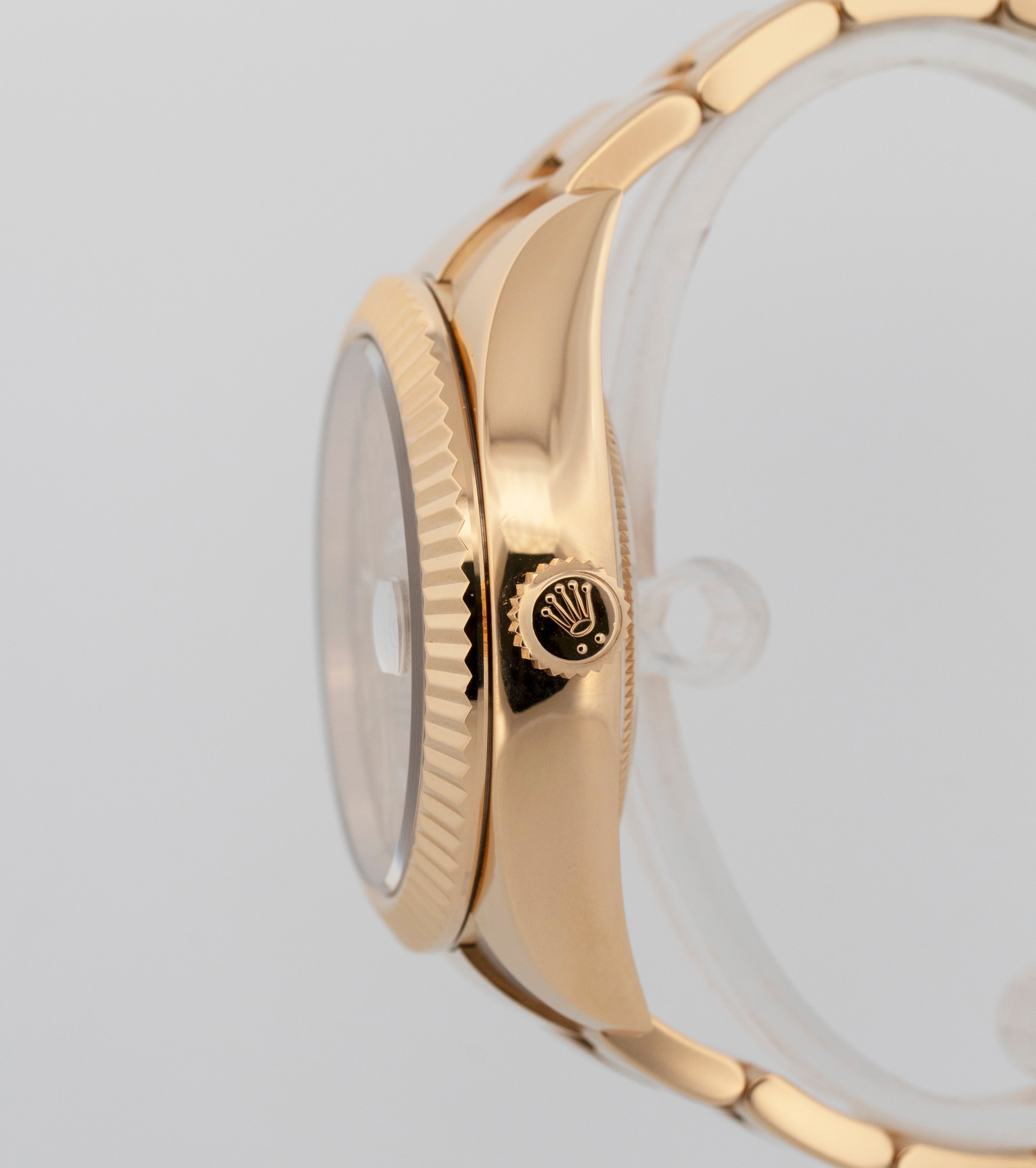 Rolex Sky-Dweller CHAMPAGNE Arabic 18K Yellow Gold Fluted 42mm