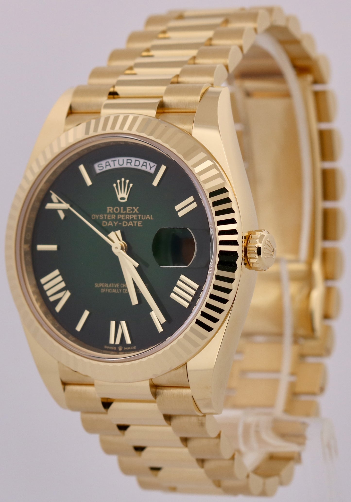 NEW DEC 2025 Rolex Day-Date 228238 President GREEN OMBRE ROMAN 40mm BOX PAPERS