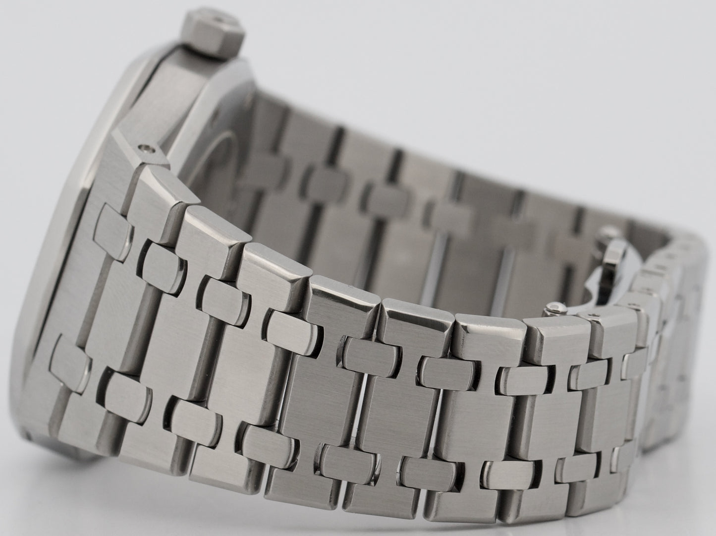 Audemars Piguet Royal Oak BLACK 39mm Stainless 15300ST.OO.1220ST.03 Watch BOX