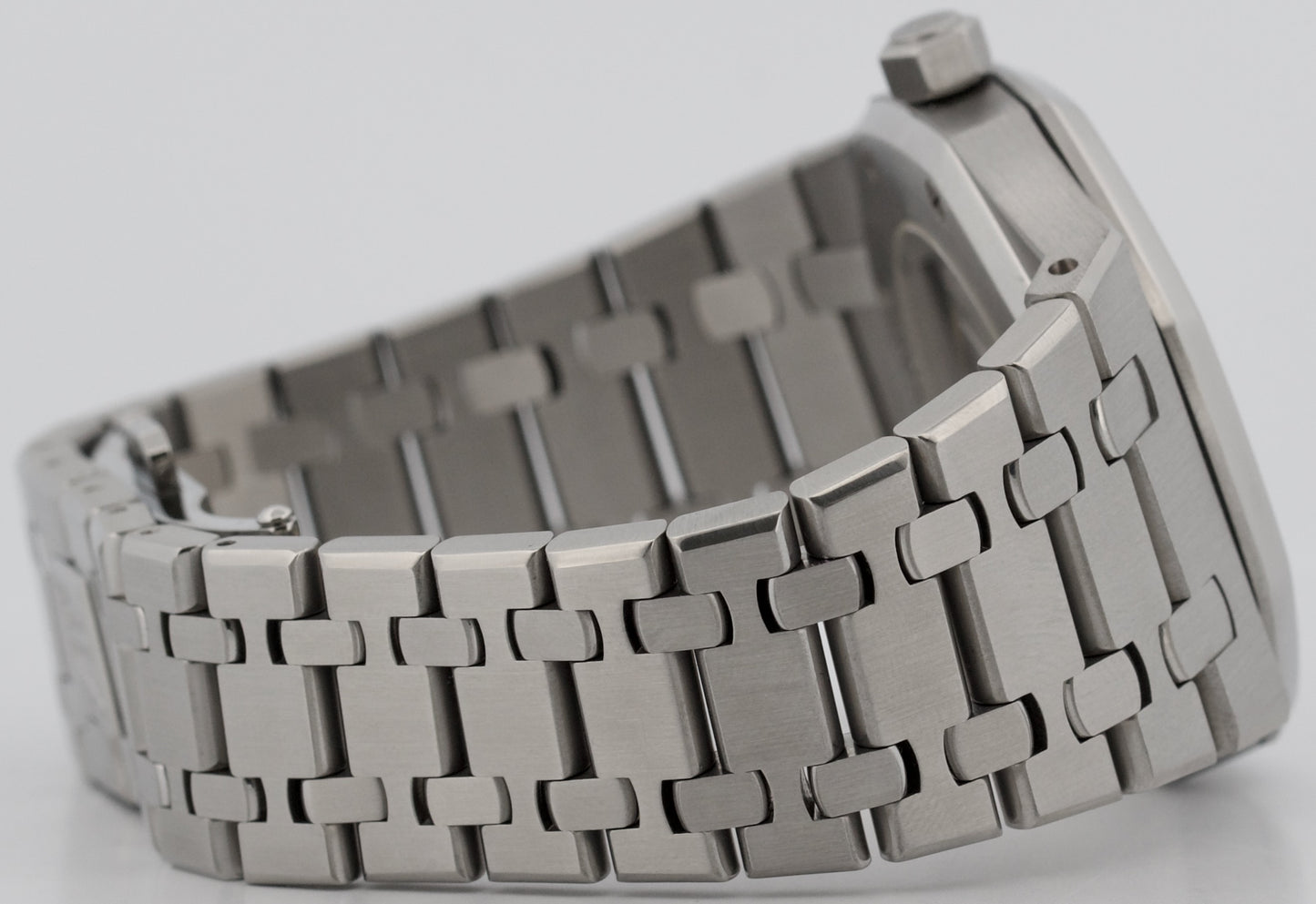 Audemars Piguet Royal Oak BLACK 39mm Stainless 15300ST.OO.1220ST.03 Watch BOX