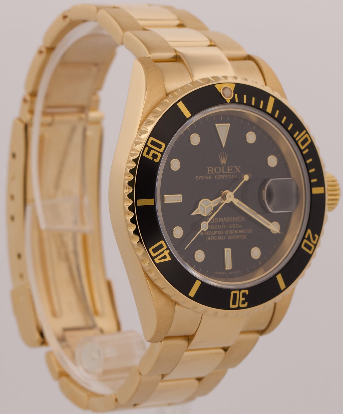 Rolex Submariner Date BLACK 18K Yellow Gold NO-HOLES Oyster 40mm 16618 Watch