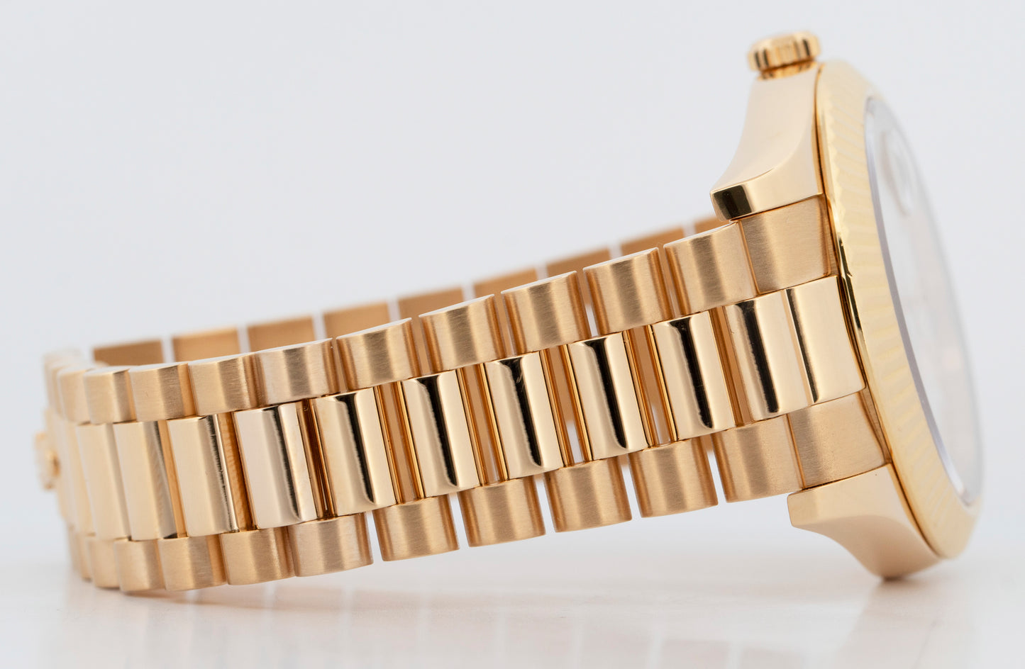 Rolex Day-Date II President WHITE Roman 18K Yellow Gold 41mm 218238 Watch