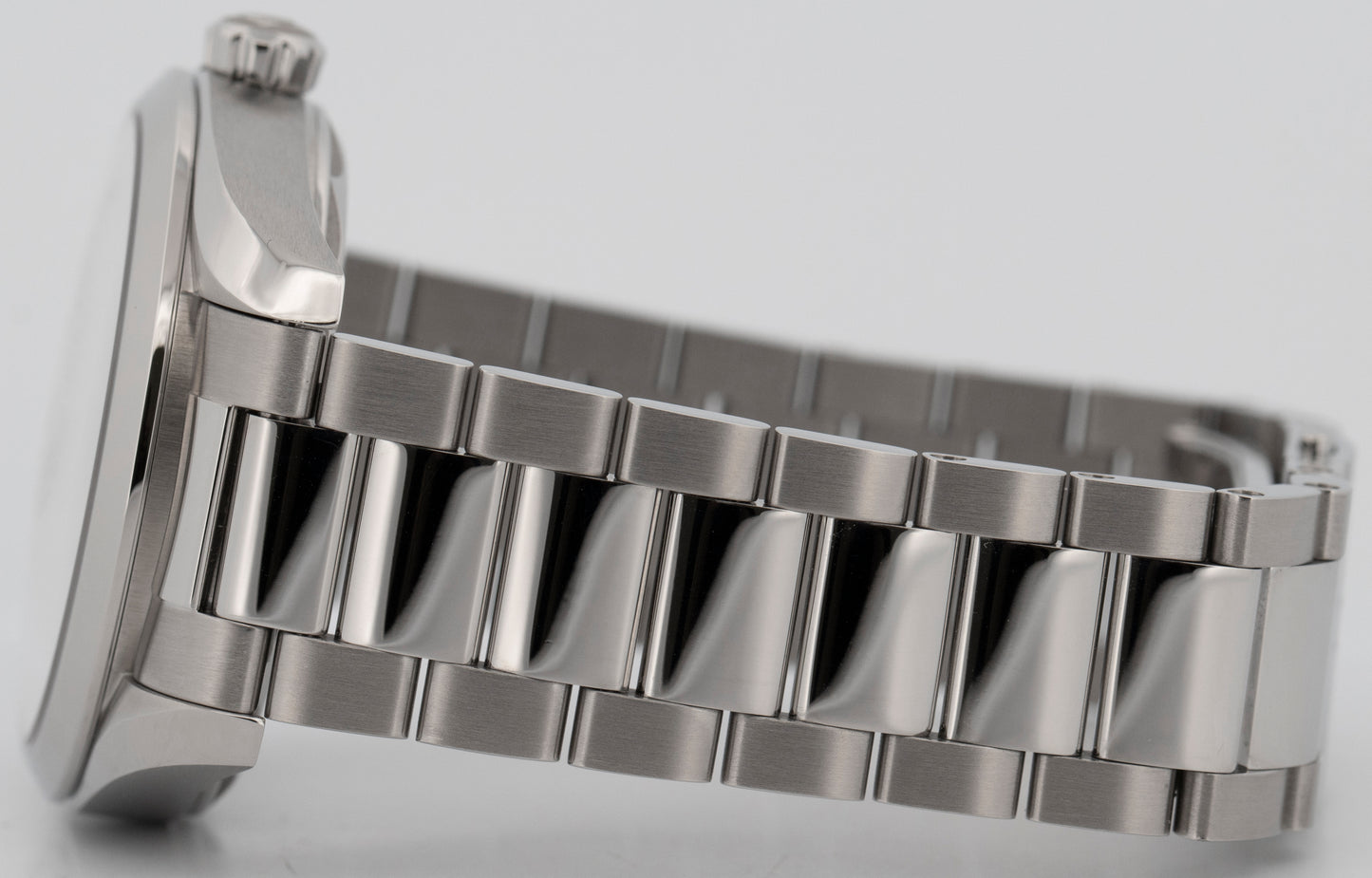Omega Seamaster Aqua Terra 150M SILVER Steel 38mm 220.10.38.20.02.002 Watch BOX