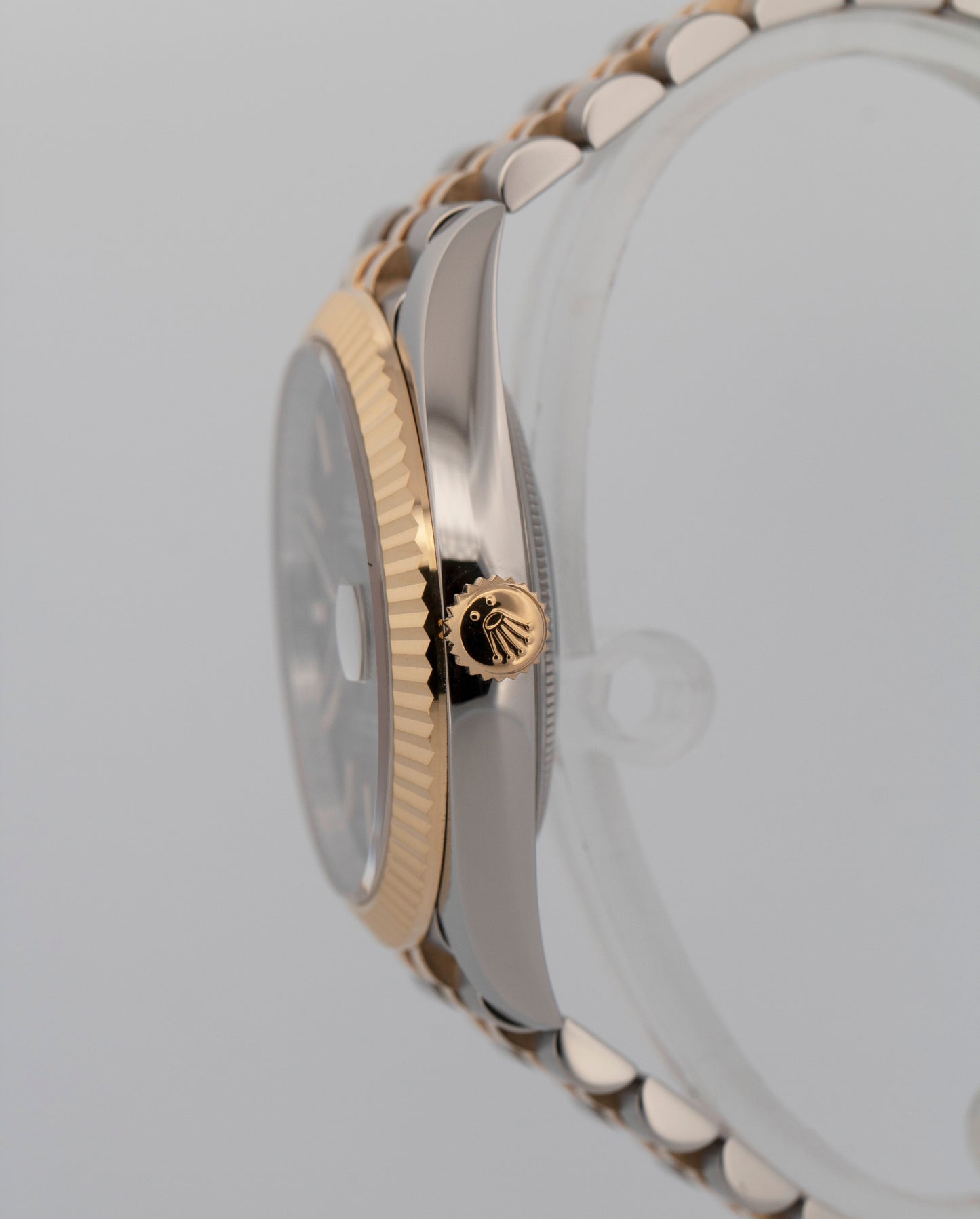 Rolex DateJust 41 BLACK Two-Tone Steel Yellow Gold 41mm Jubilee 126333 Watch