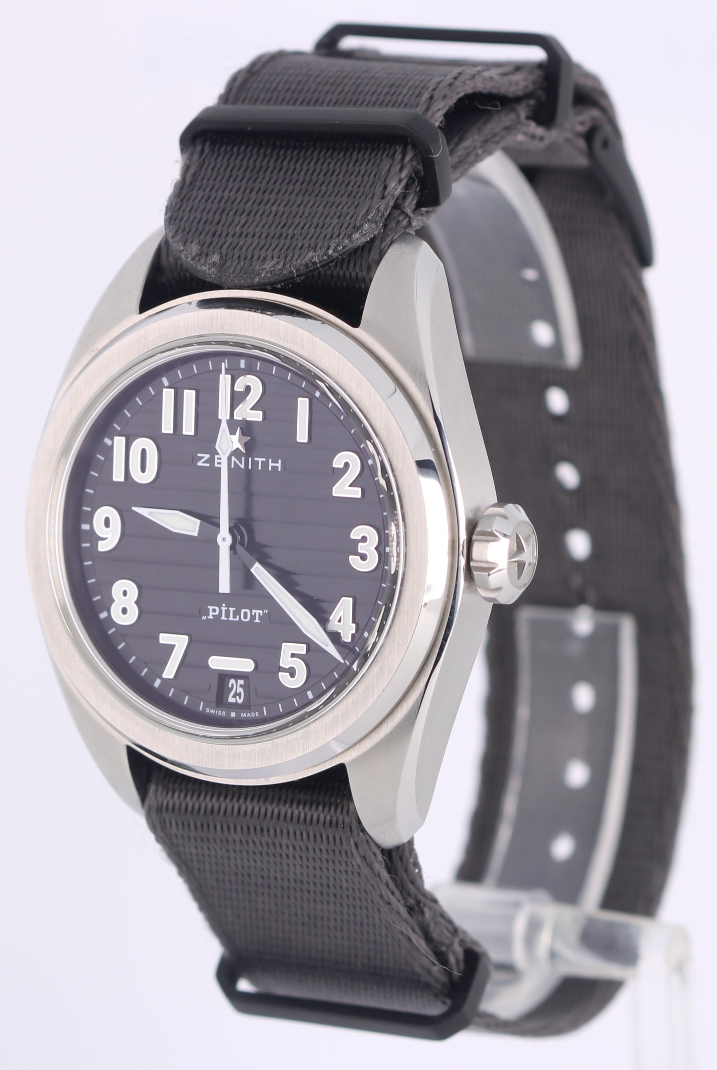 Zenith Pilot Automatic Black Corrugated 40mm 03.4000.3620/21.I001 Watch BOX