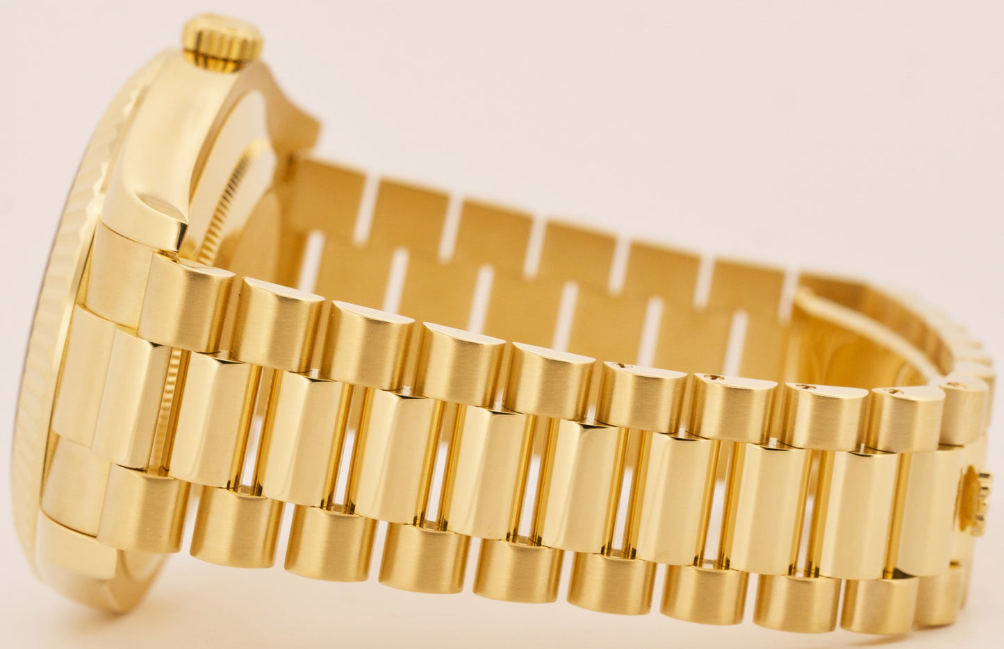 MINT Rolex Day-Date II President 41mm WHITE ROMAN 18K Yellow Gold 218238 BOX