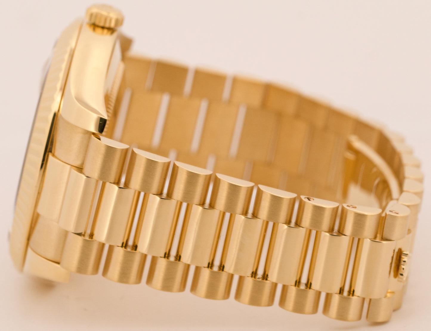 MINT PAPERS Rolex Day-Date II 41mm CHAMPAGNE ROMAN 18K Yellow Gold 218238 BOX