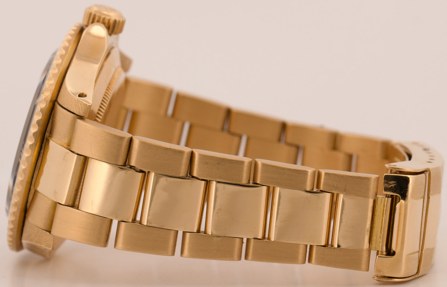 1984 Rolex Submariner Date BLACK NIPPLE 18K Yellow Gold Oyster 40mm 16808 Watch
