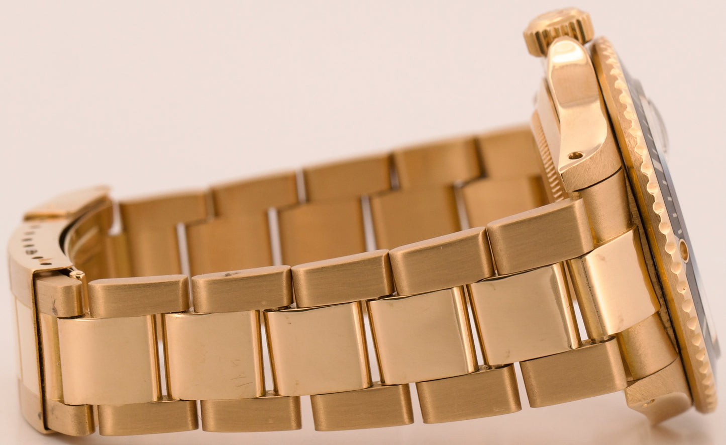1984 Rolex Submariner Date BLACK NIPPLE 18K Yellow Gold Oyster 40mm 16808 Watch