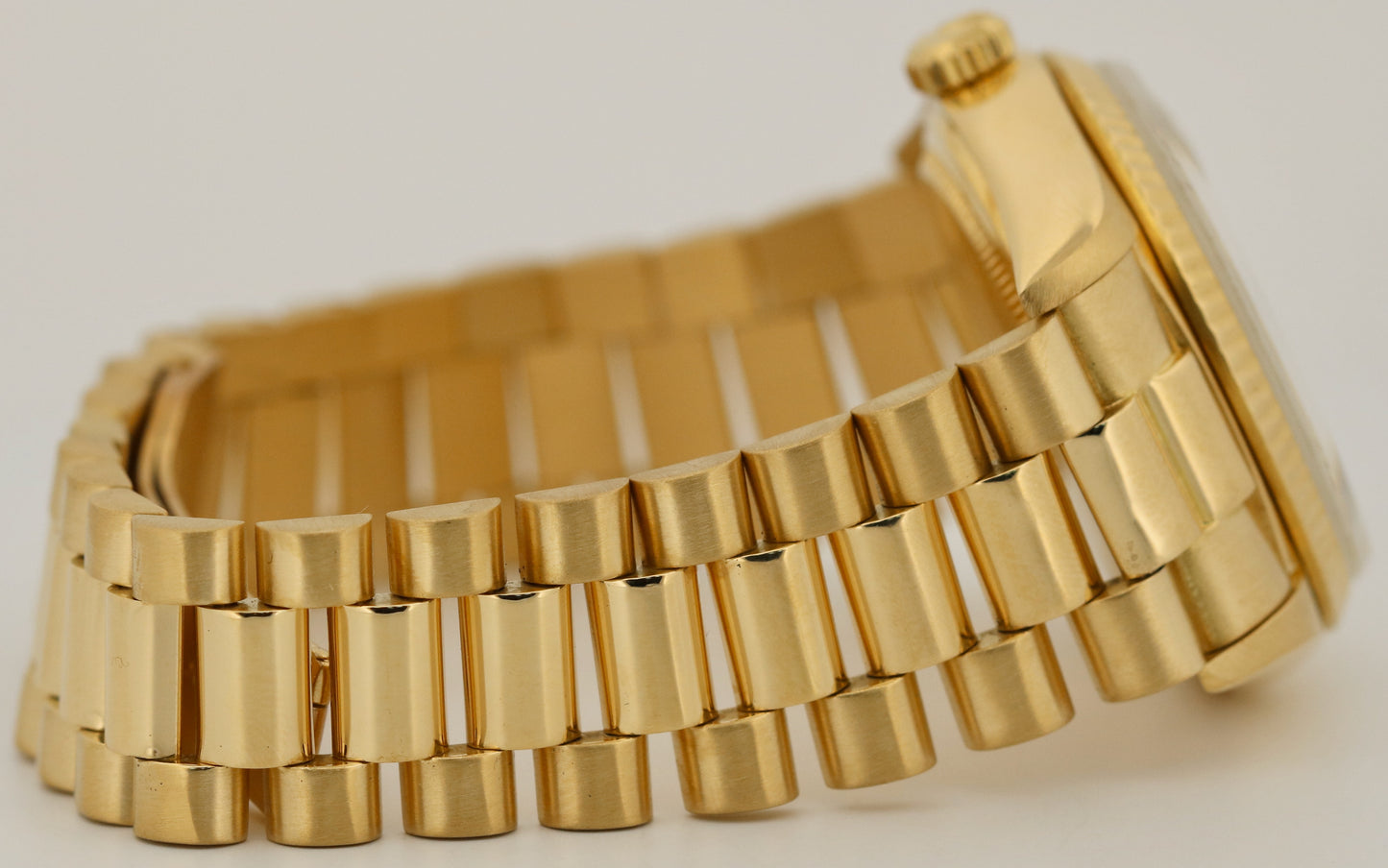 VINTAGE 1978 Rolex Day-Date President CHAMPAGNE TAPESTRY 36mm 18K Gold 18038