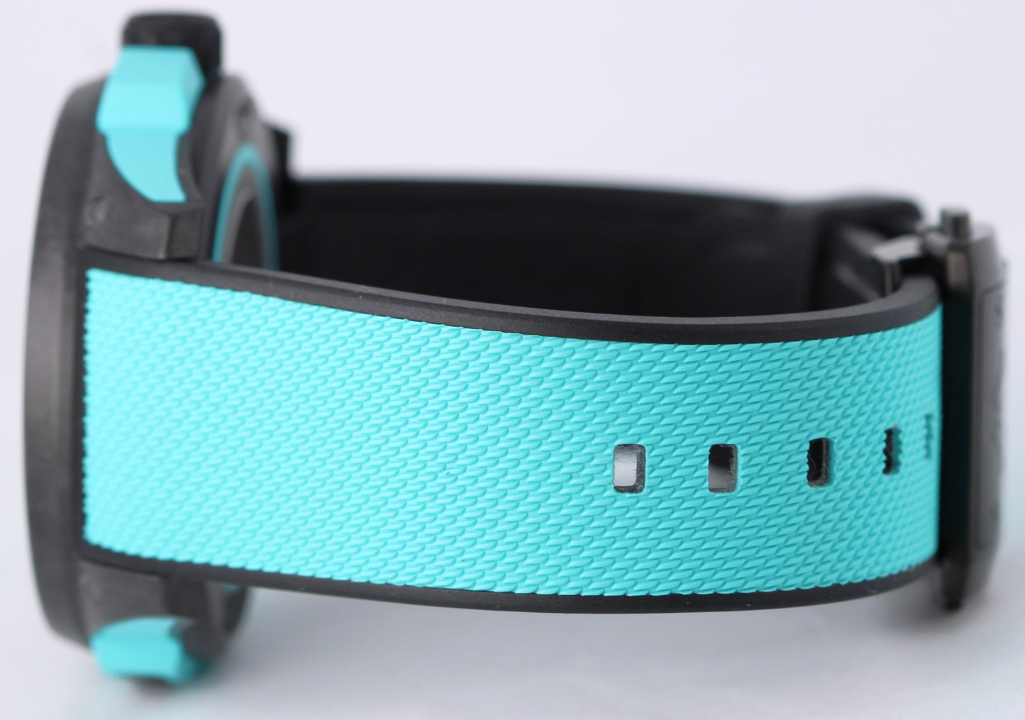 Norqain Independence Wild One Skeleton Turquoise Carbon 42mm NNQ3000 Watch BOX