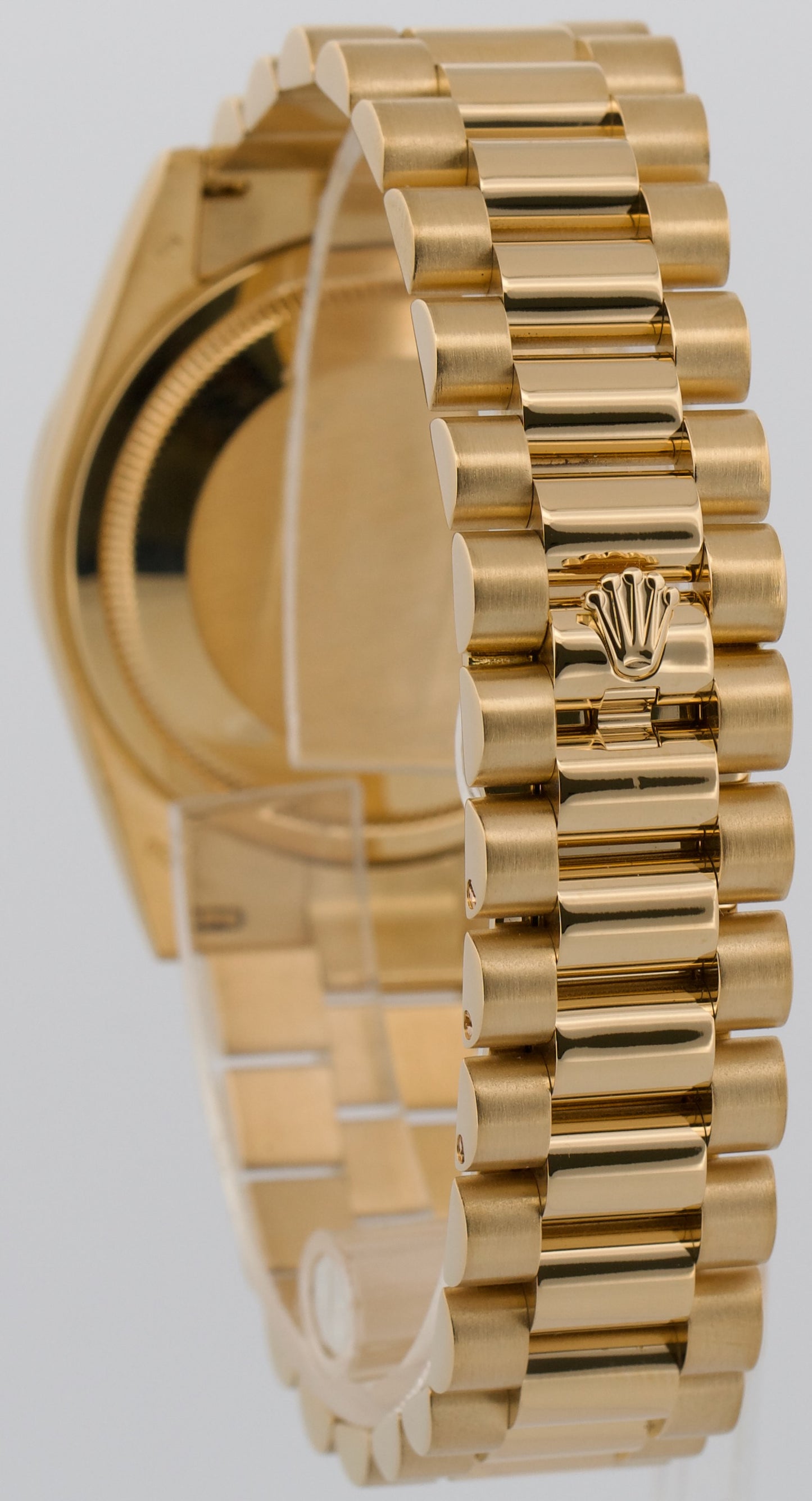 Rolex Day-Date President SILVER DIAMOND 18K Yellow Gold Fluted 36mm 118238 BOX