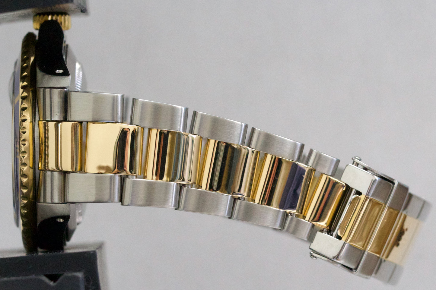 Rolex Submariner Date BLUE 40mm 18K GOLD BUCKLE Stainless Steel 16613 Watch