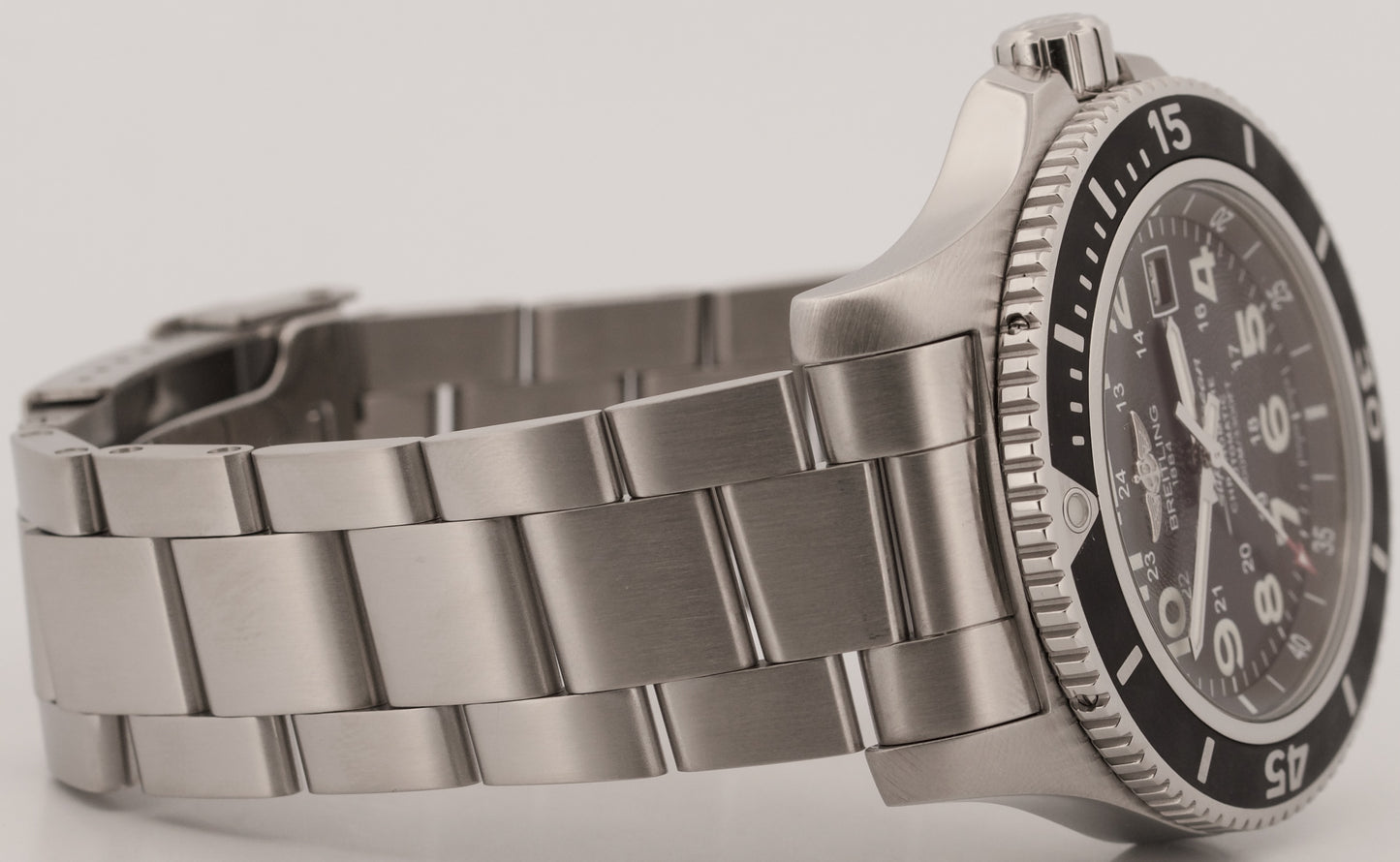 2019 PAPERS Breitling SuperOcean II 44 BLACK Stainless Steel 44mm A17392 BOX