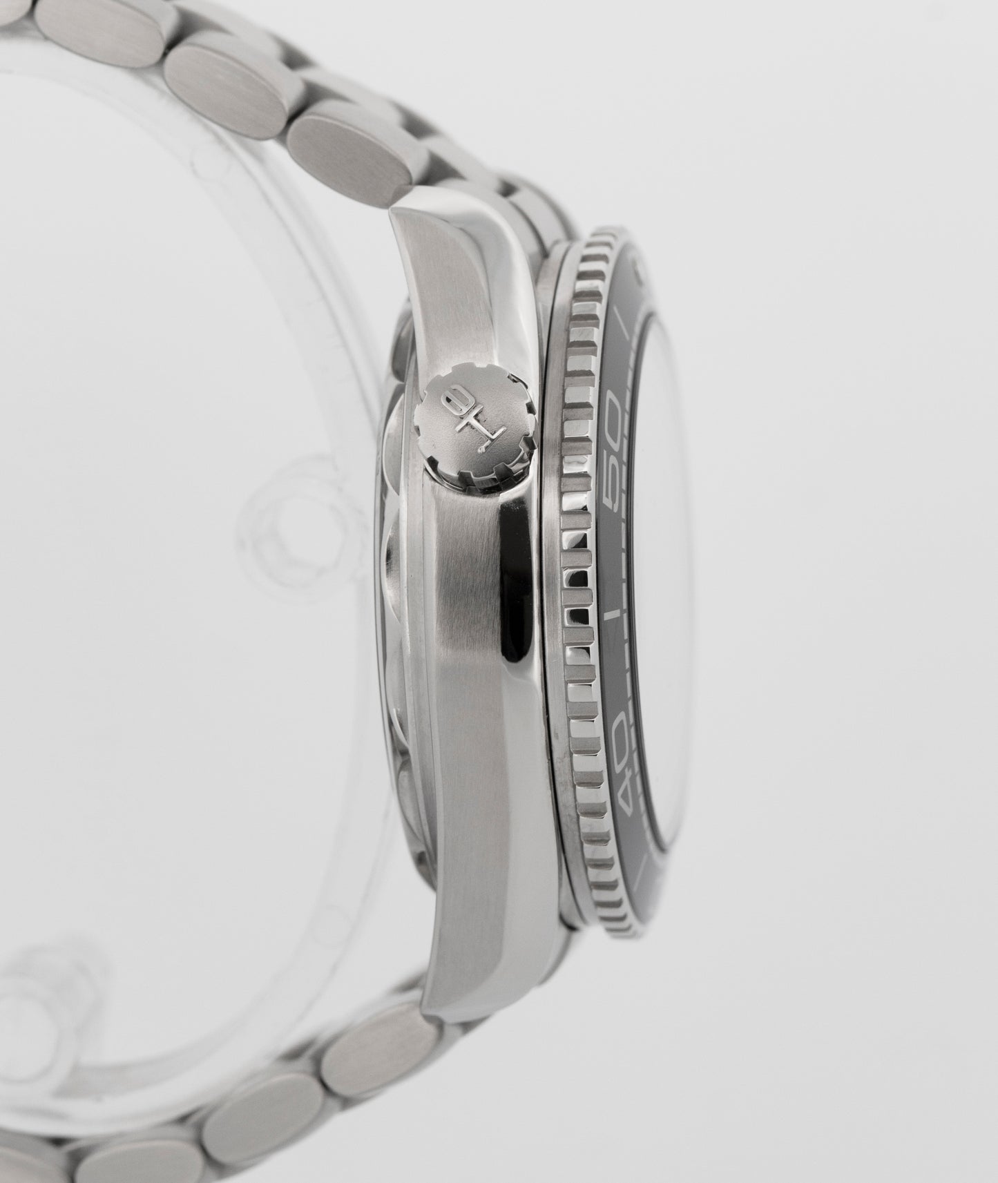 Omega Seamaster Planet Ocean 600M PAPERS Steel 43mm 215.30.44.21.01.001 BOX