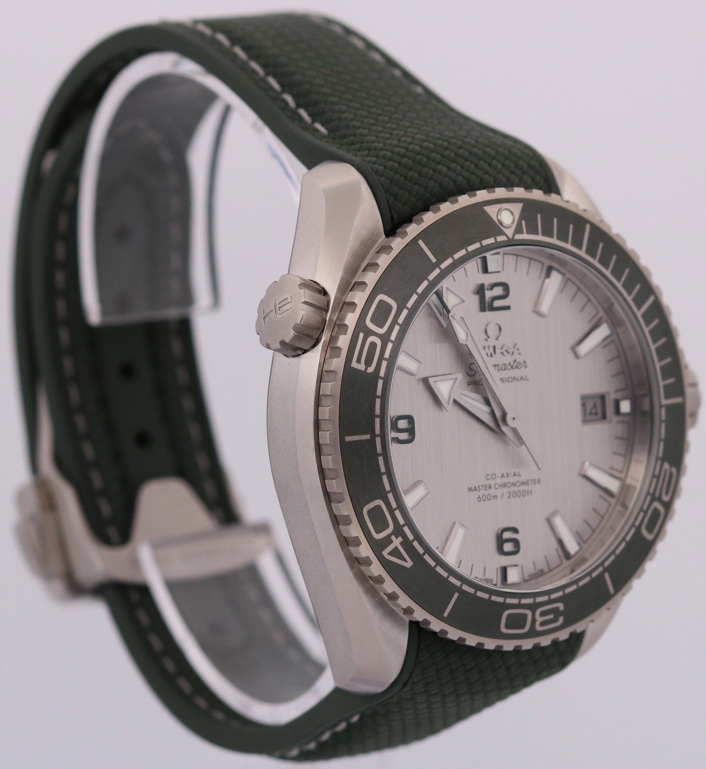 NEW PAPERS Omega Seamaster Planet Ocean 600M Steel GREEN 215.32.44.21.06.001 BOX