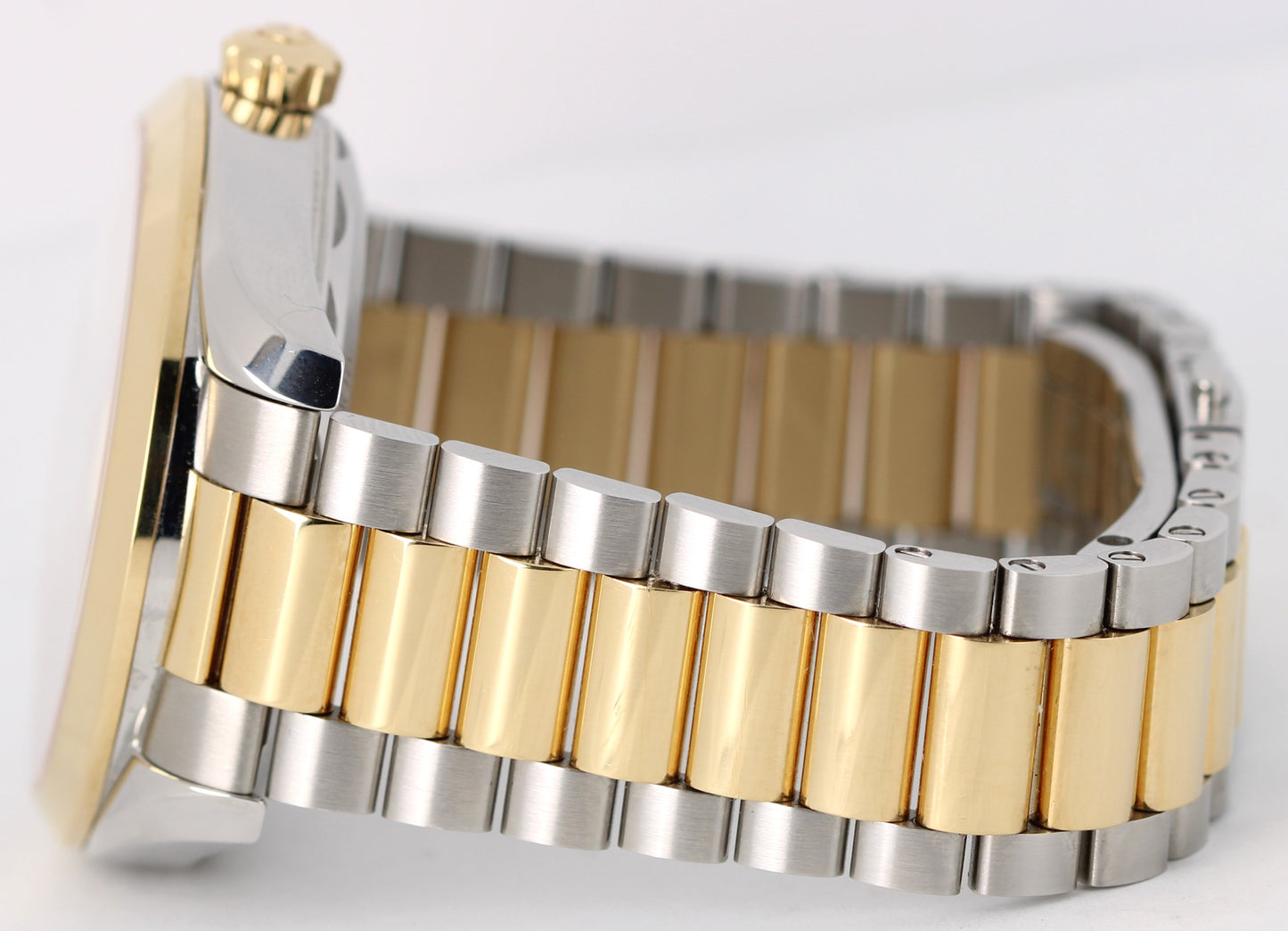 MAY 2026 PAPERS Omega Seamaster Aqua Terra Two-Tone Black 41mm 22020412101001
