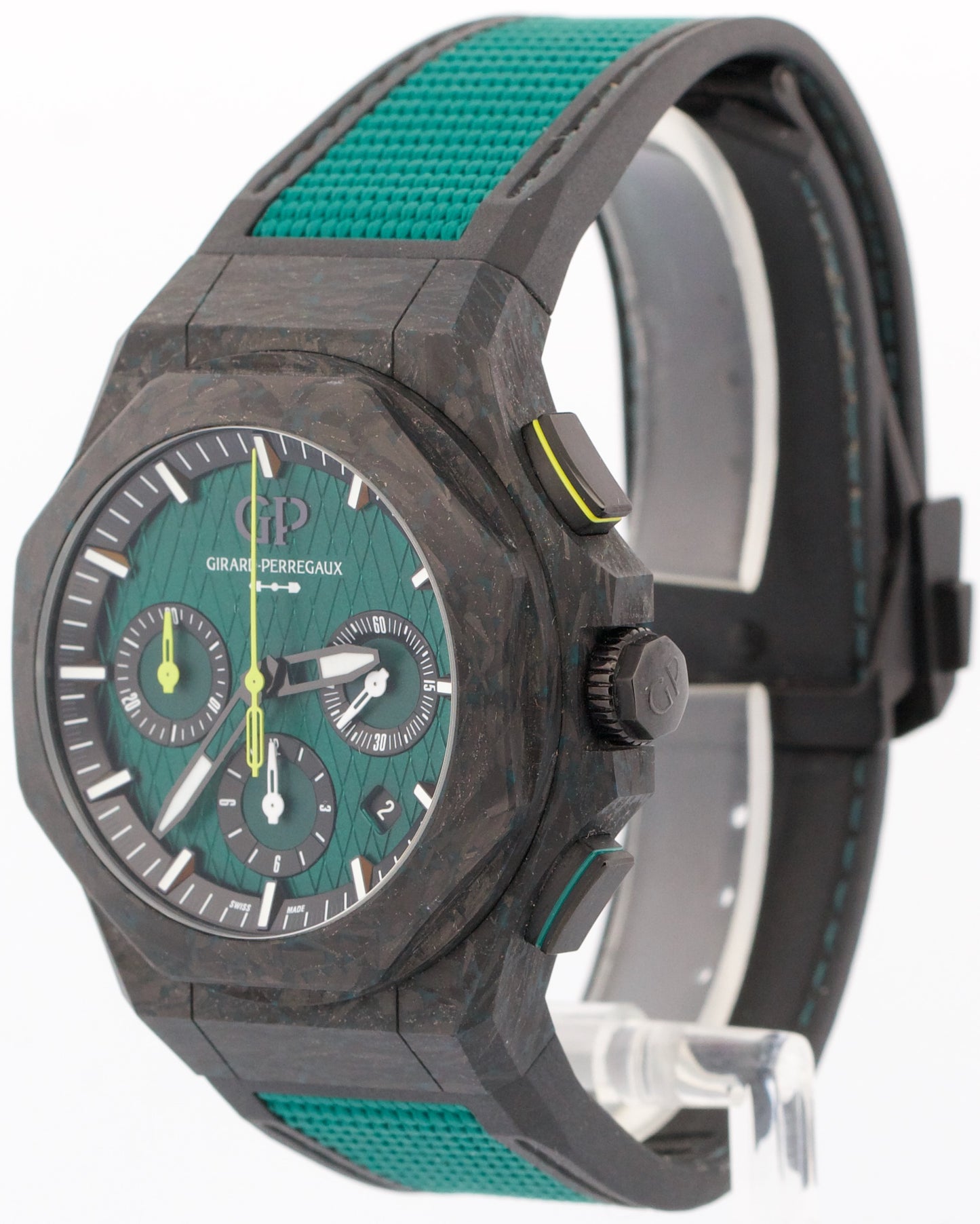 PAPERS Girard Perregaux Laureato Absolute ASTON MARTIN F1 81060-41-3071-1CX BOX