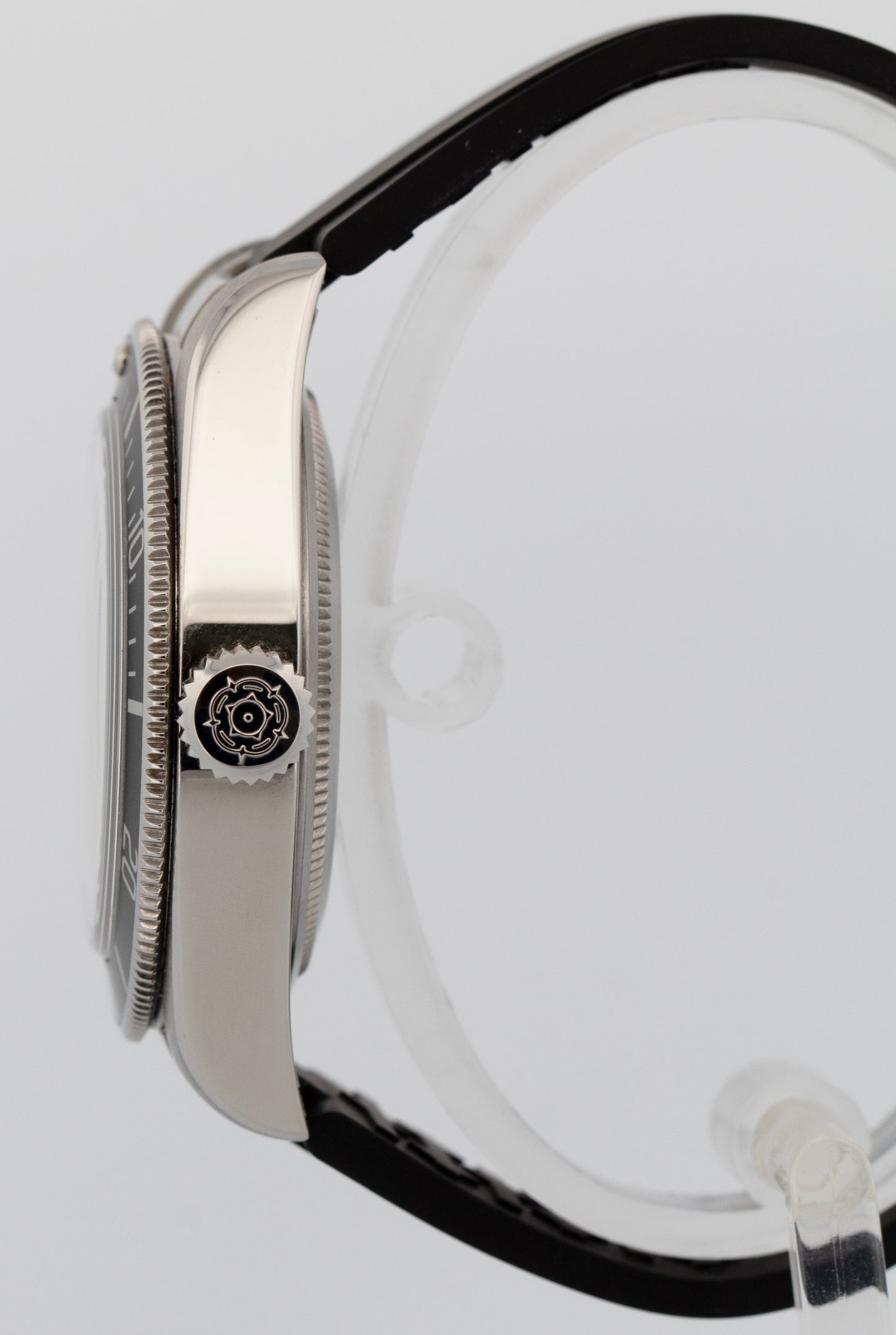 2025 PAPERS Tudor Black Bay Stainless Steel Rubber 41mm Watch 7941A1A0NU BOX