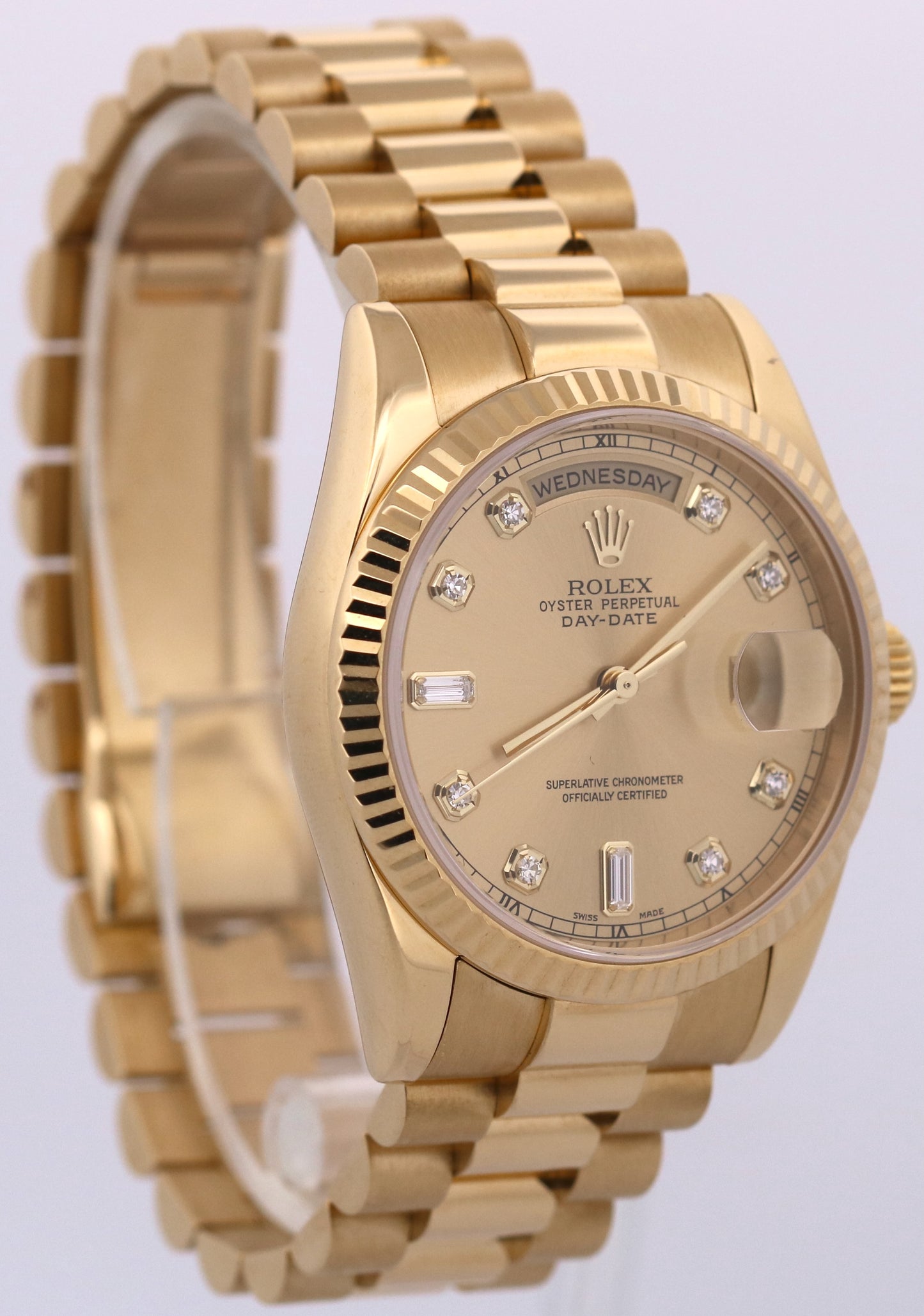 Rolex Day-Date FACTORY CHAMPAGNE DIAMOND 18K Yellow Gold Fluted 36mm 118238 BOX
