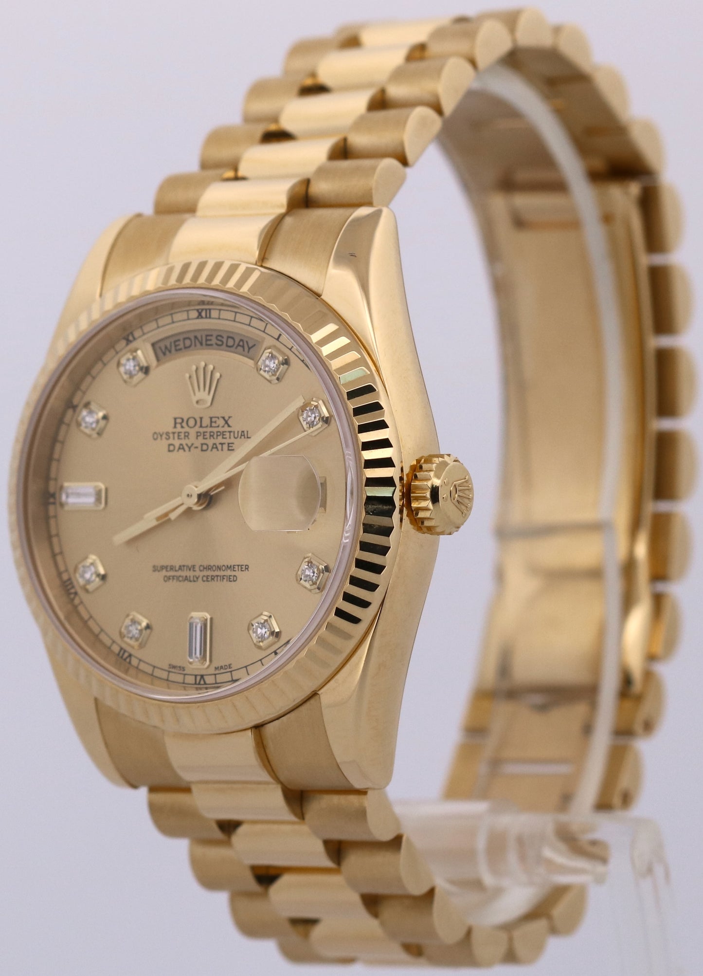 Rolex Day-Date FACTORY CHAMPAGNE DIAMOND 18K Yellow Gold Fluted 36mm 118238 BOX